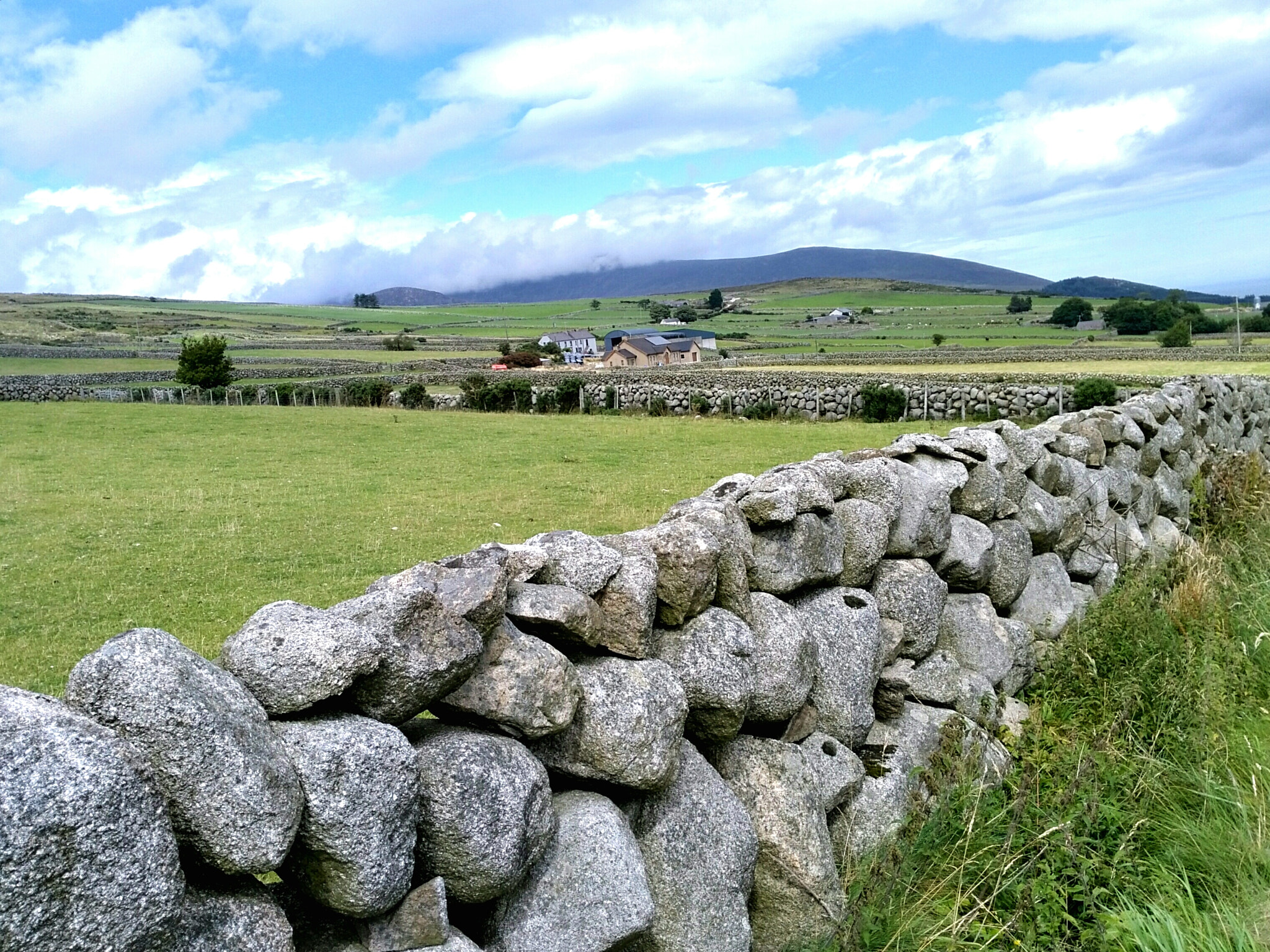 HUAWEI Honor 5X sample photo. Stone wall photography