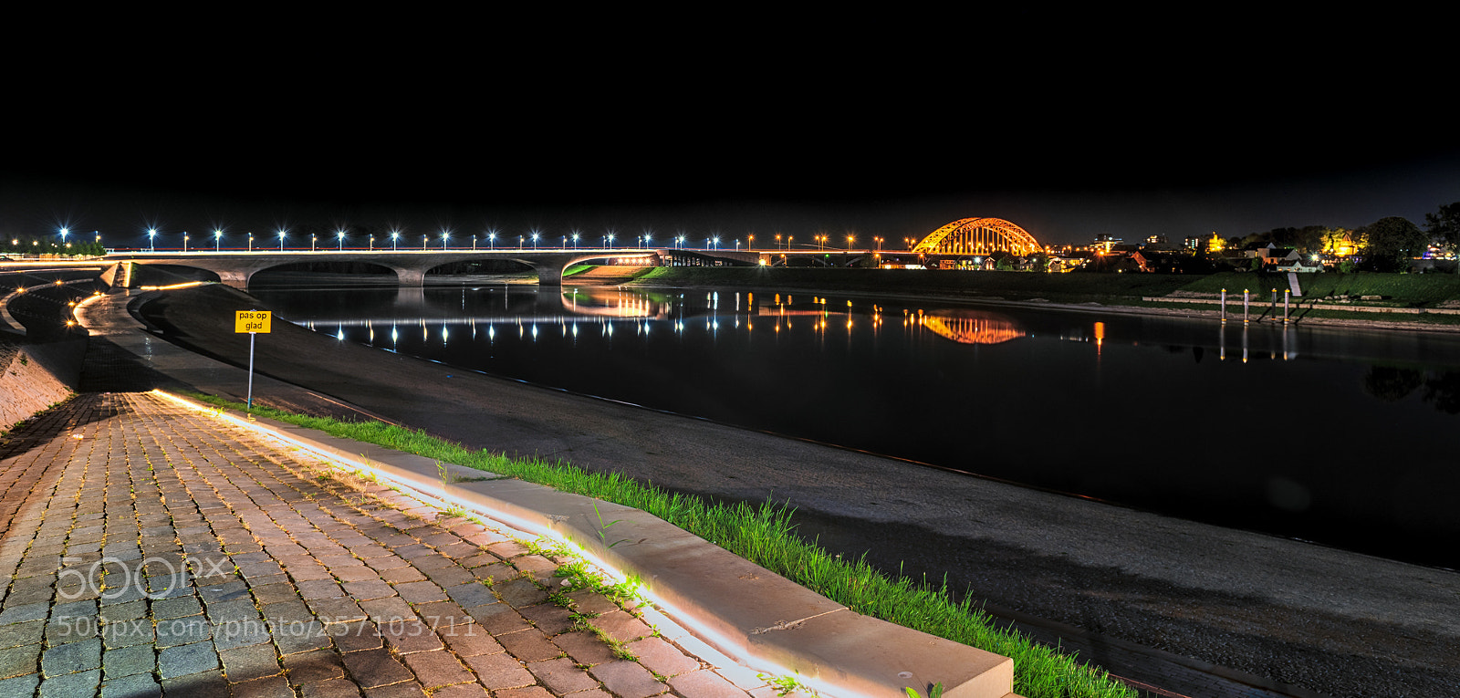 Nikon D810 sample photo. It's 22 28h view photography
