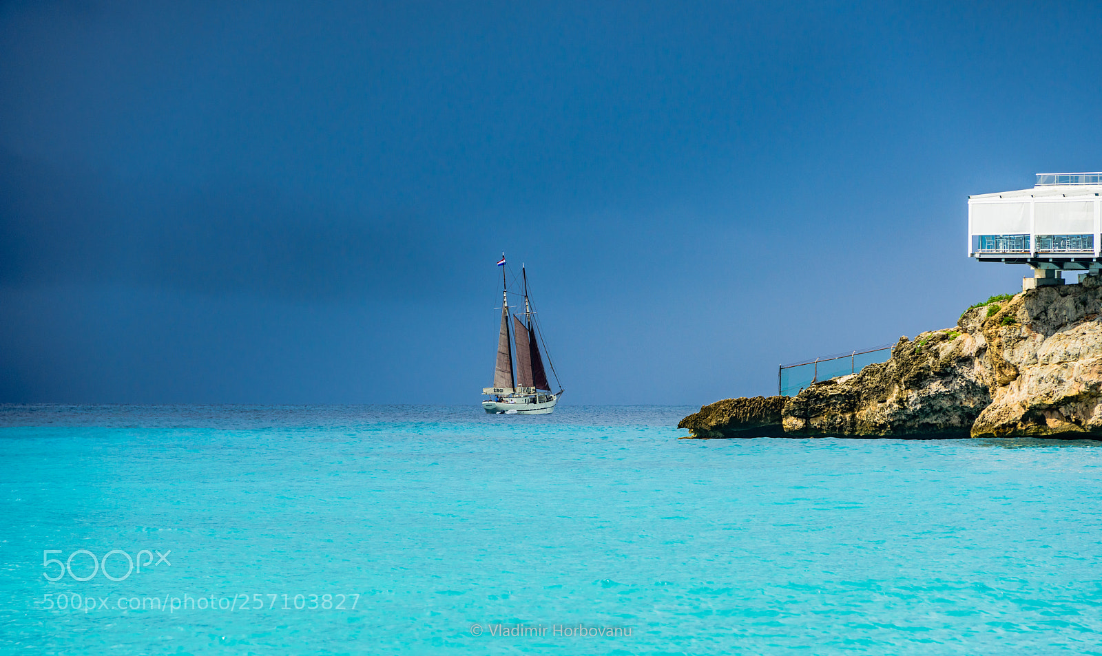 Nikon D810 sample photo. Running from the storm photography