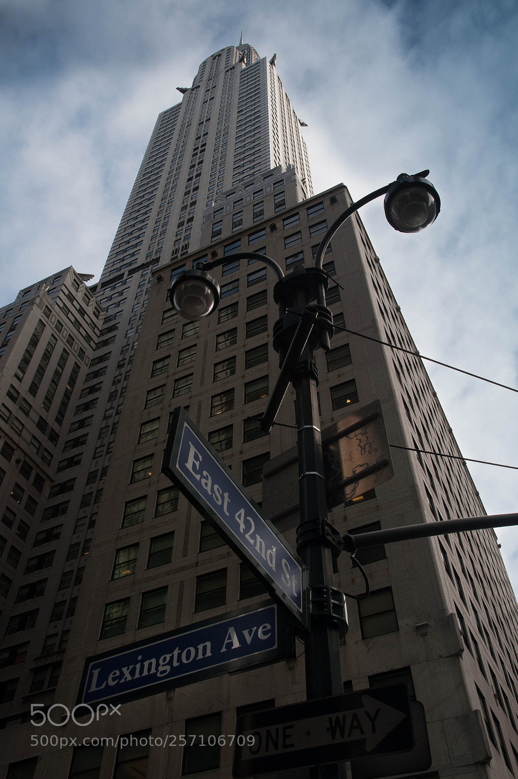 Nikon D90 sample photo. Chrysler bulding at lexington photography