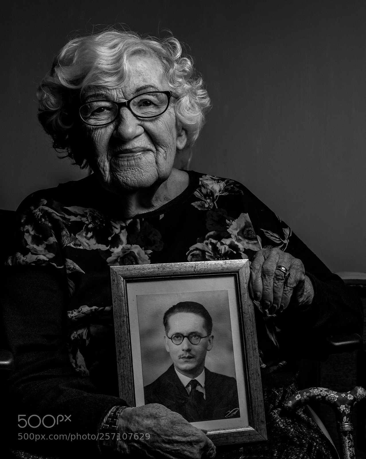 Olympus OM-D E-M1 Mark II sample photo. Portrait of my auntie. photography