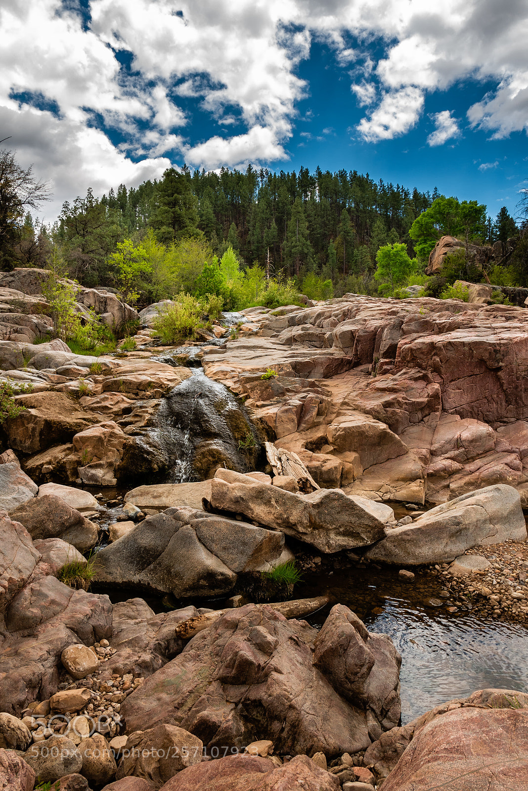 Panasonic Lumix DMC-G7 sample photo. Flowing creek photography