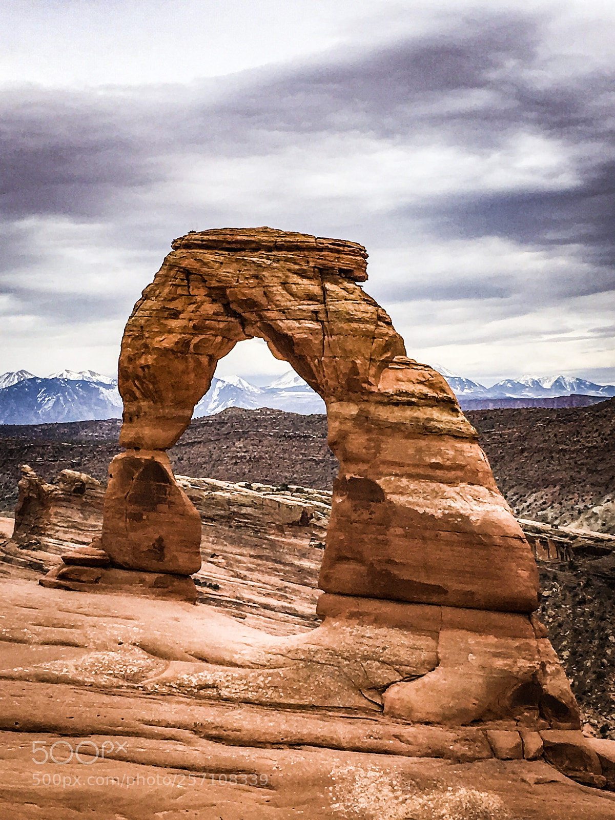 Apple iPhone SE sample photo. Delicate arch photography