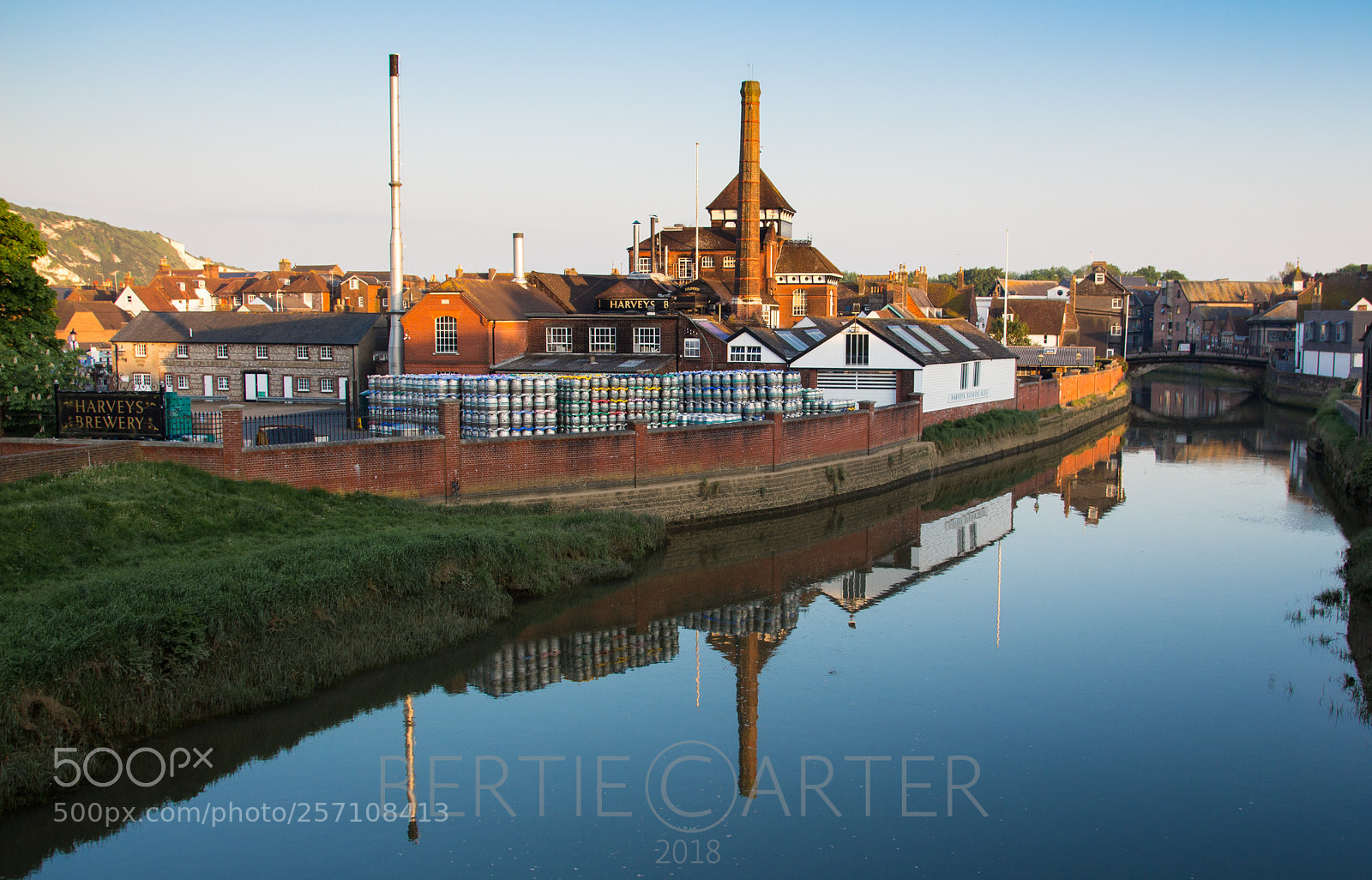 Canon EOS 700D (EOS Rebel T5i / EOS Kiss X7i) sample photo. Harvey's brewery, lewes, east photography