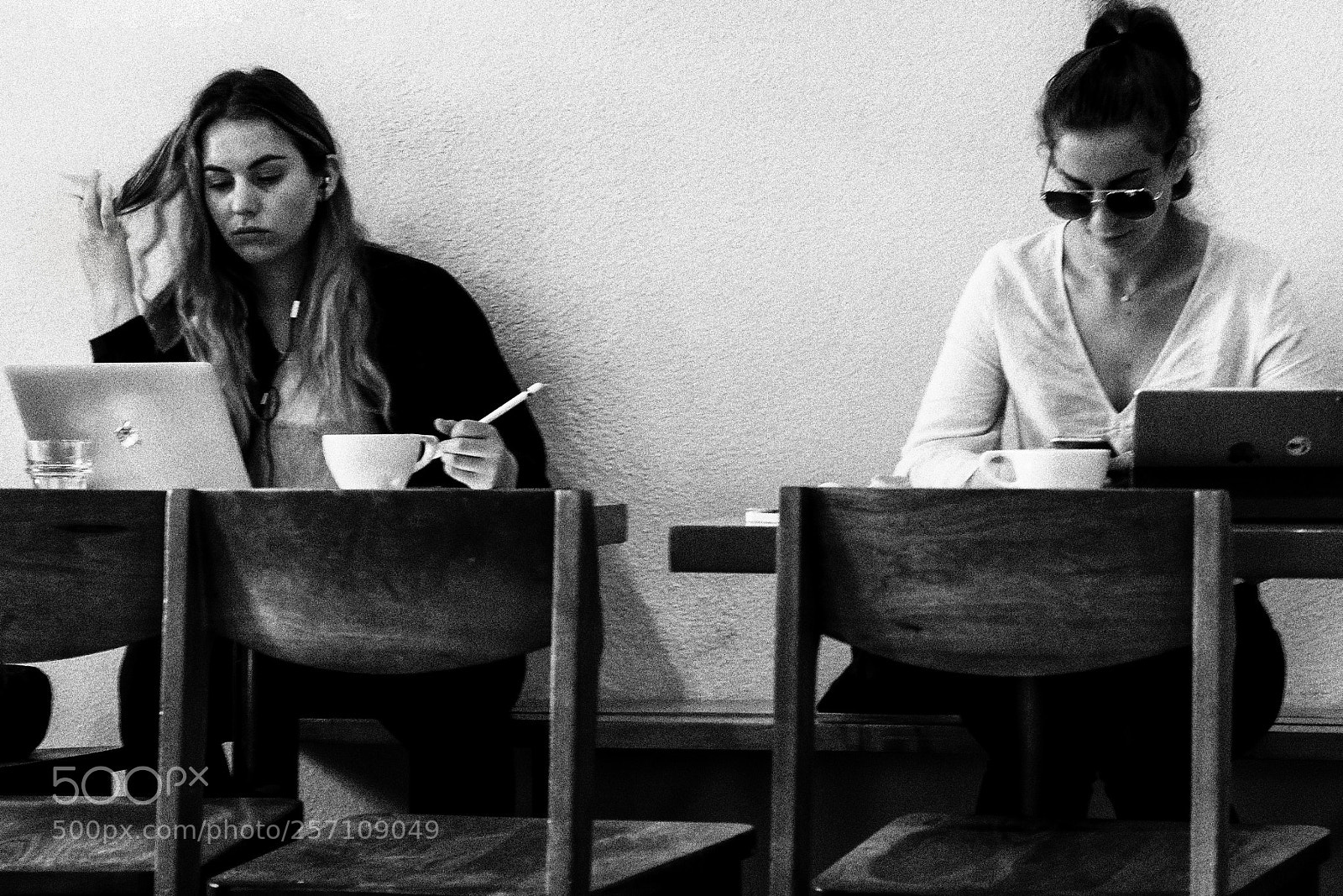 Fujifilm X-T20 sample photo. Coffee and homework photography