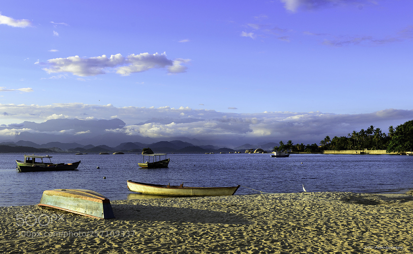 Nikon D600 sample photo. The upside down boat photography