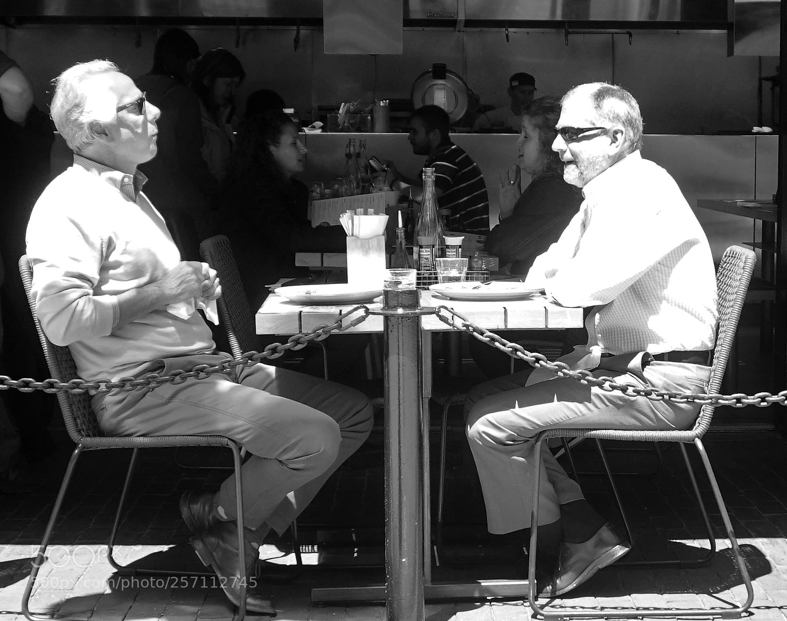 Sony a6500 sample photo. An outdoor lunch photography