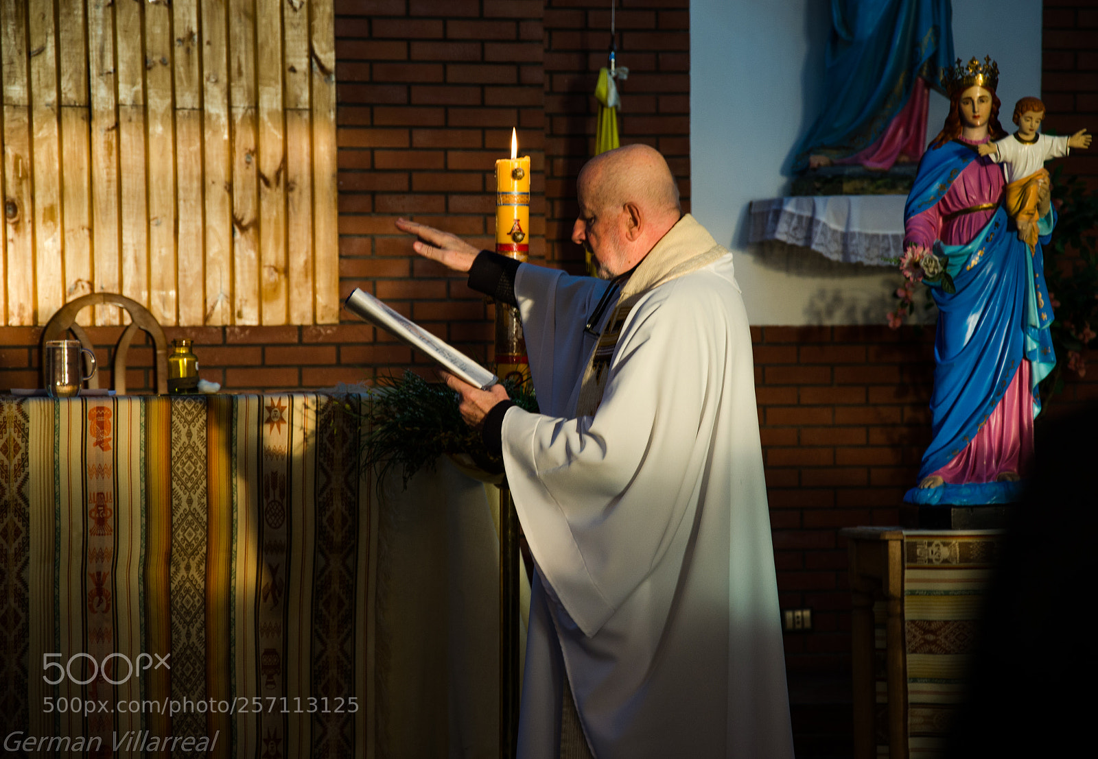 Nikon D5100 sample photo. Religion! photography