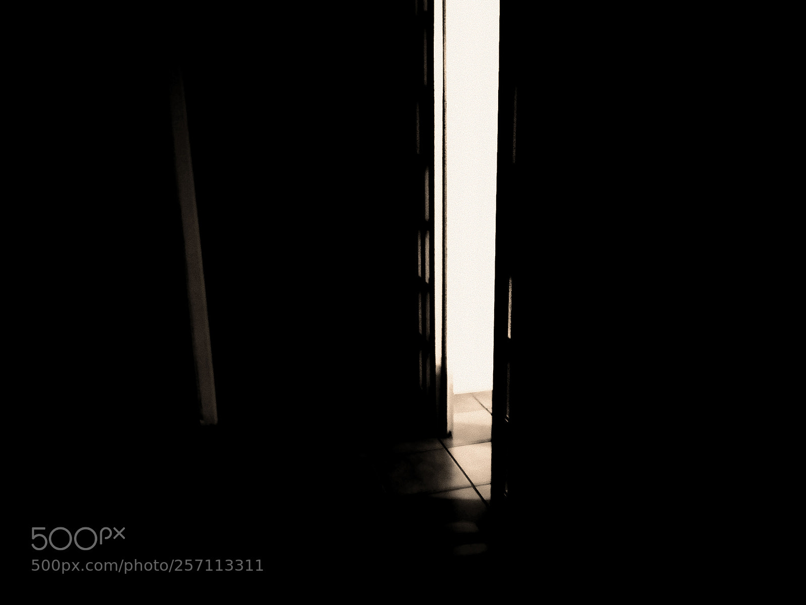 Xiaomi Redmi Note 5A sample photo. Gangster door photography