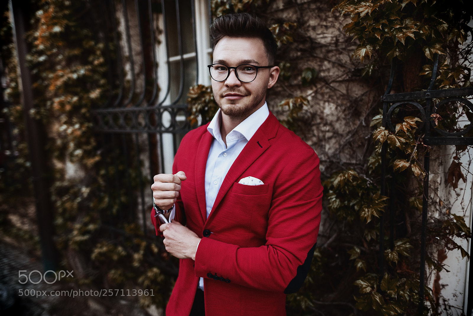 Nikon D750 sample photo. The man with red photography