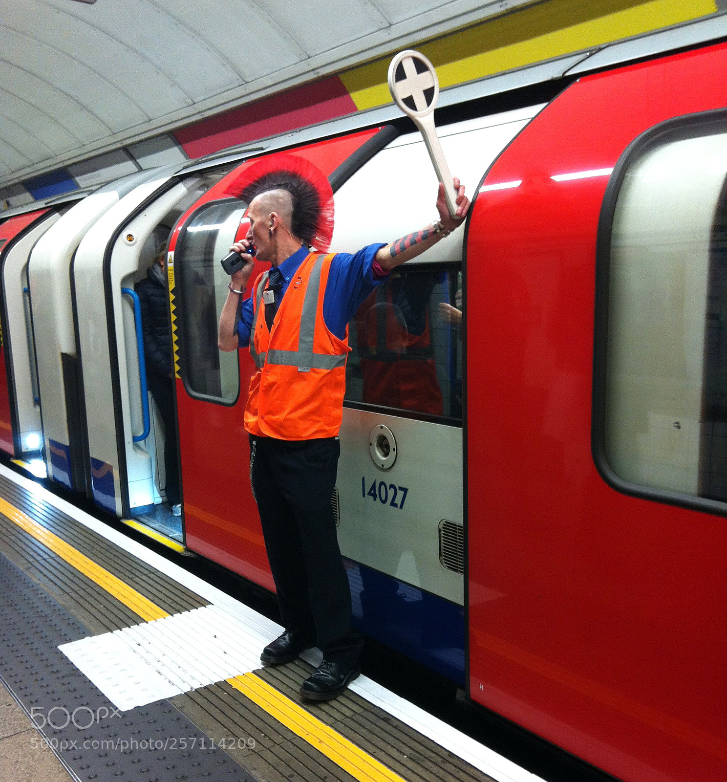 Apple iPhone 4 sample photo. London underground photography