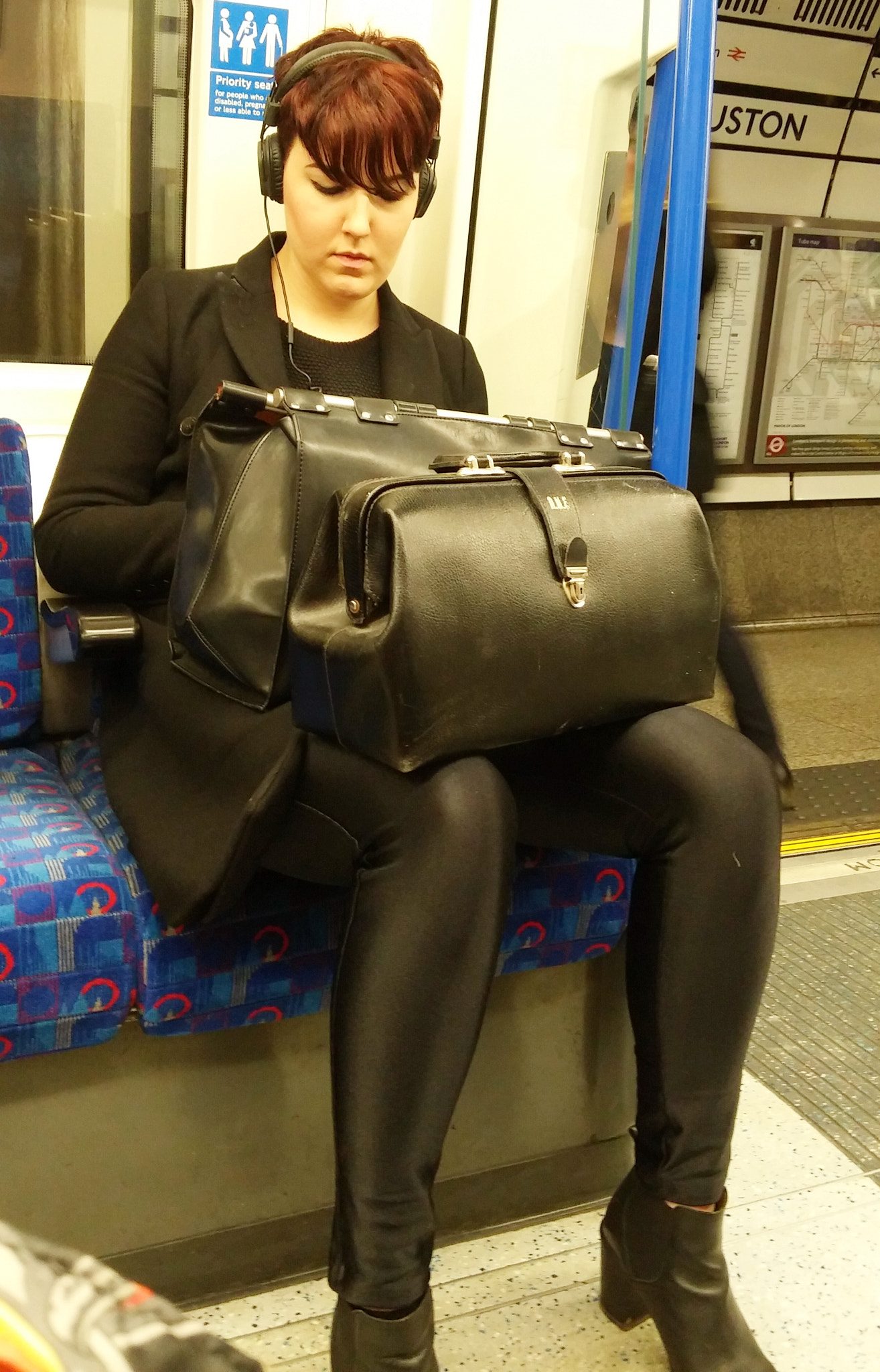LG G3 sample photo. London underground photography