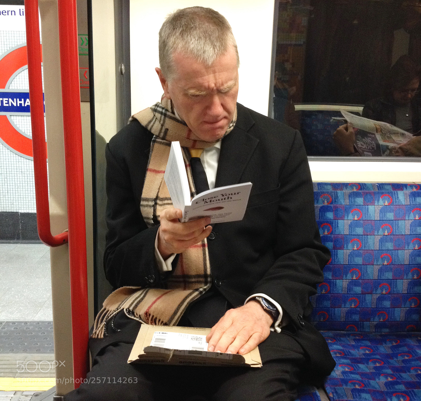 Apple iPhone 4S sample photo. London underground photography
