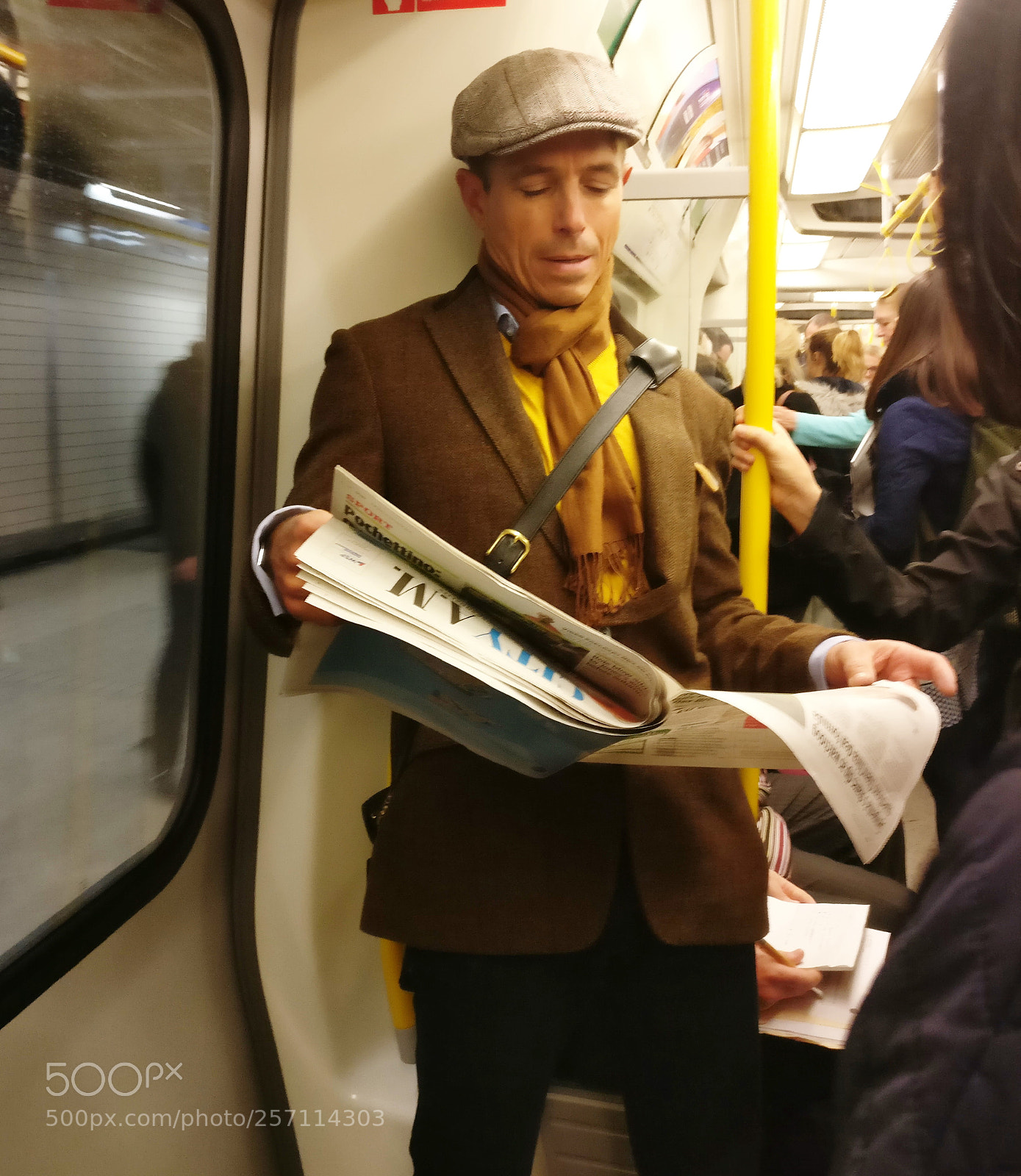 OnePlus A3003 sample photo. London underground photography