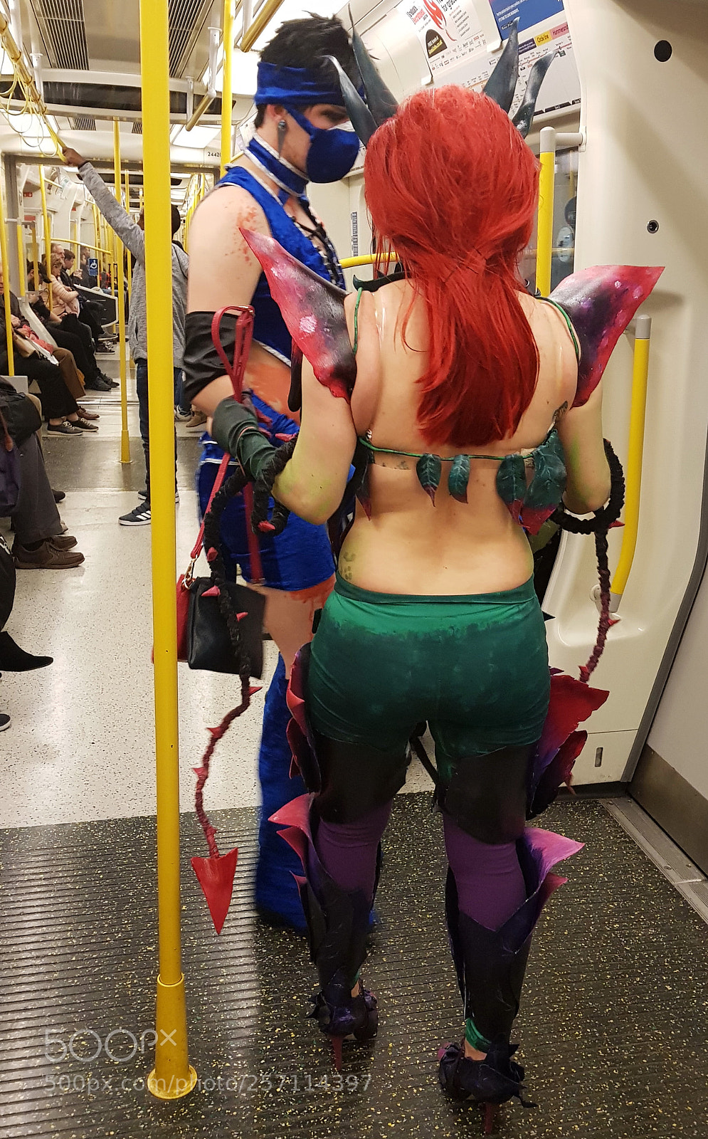 Samsung Galaxy S8 sample photo. London underground photography