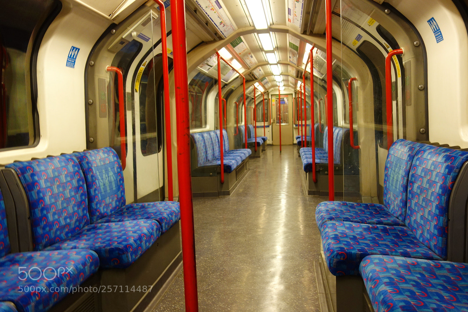 Sony Cyber-shot DSC-RX100 sample photo. London underground photography