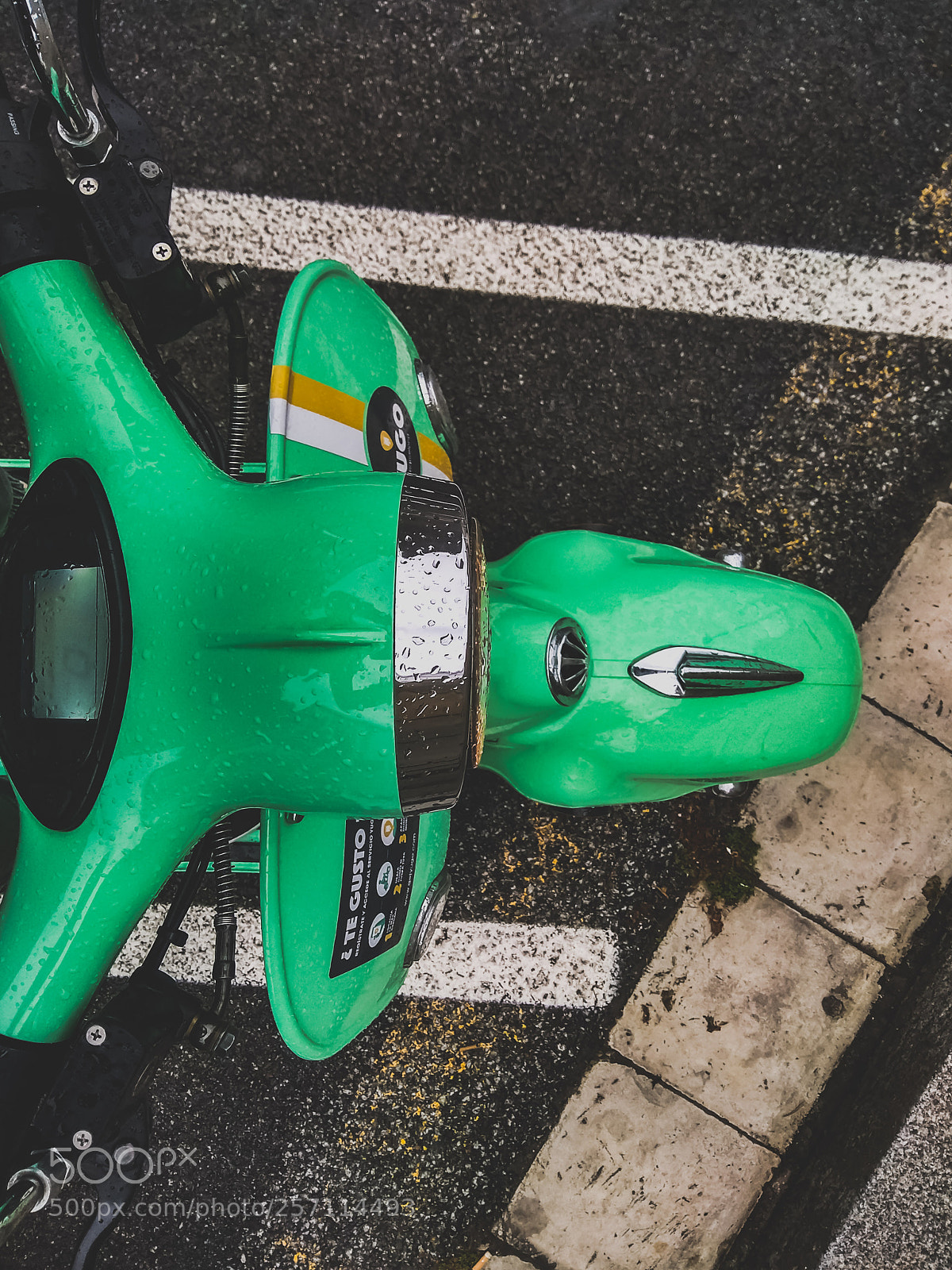 Xiaomi Redmi Note 4 sample photo. Green scooter photography