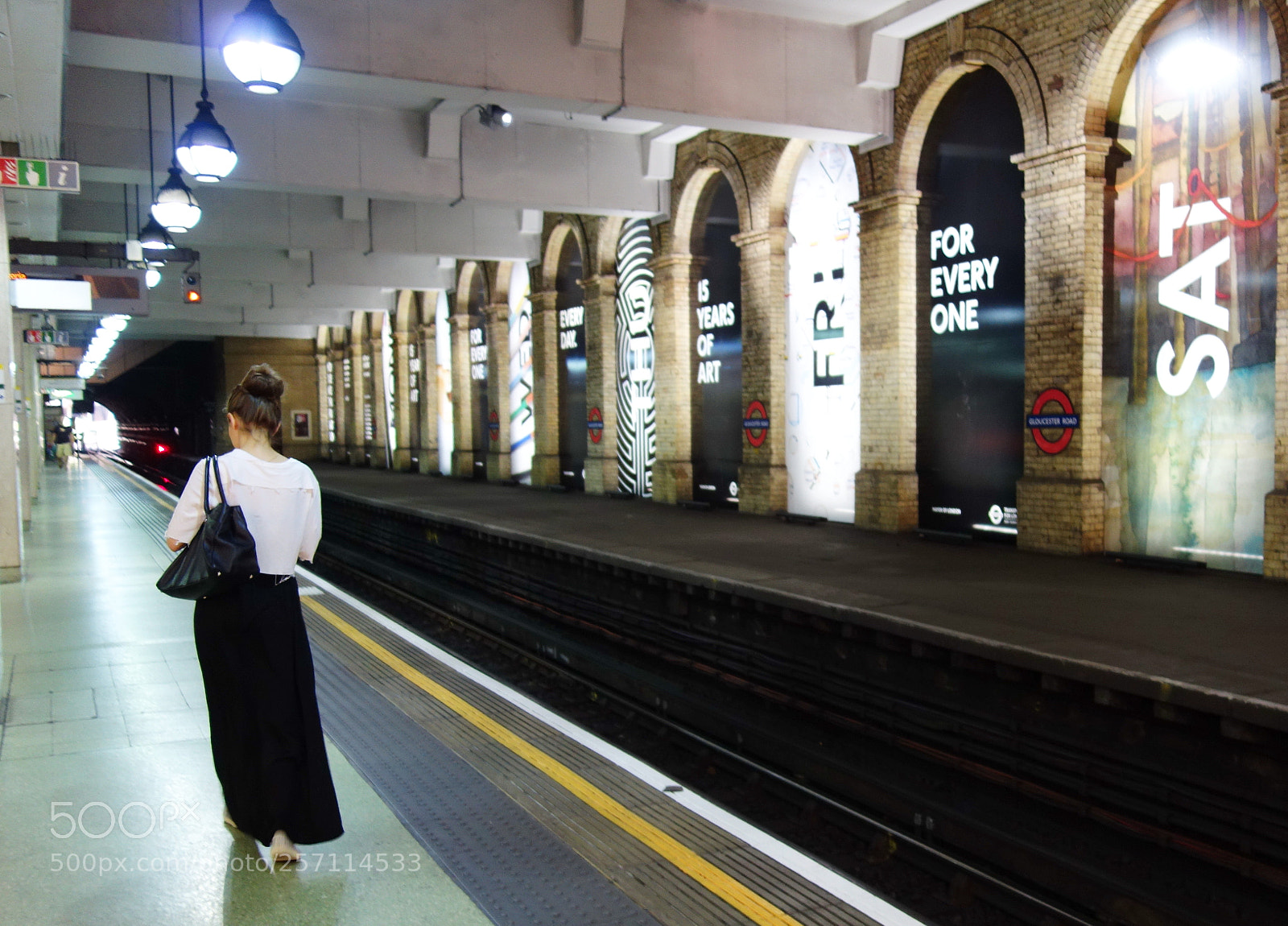Sony Cyber-shot DSC-RX100 sample photo. London underground photography