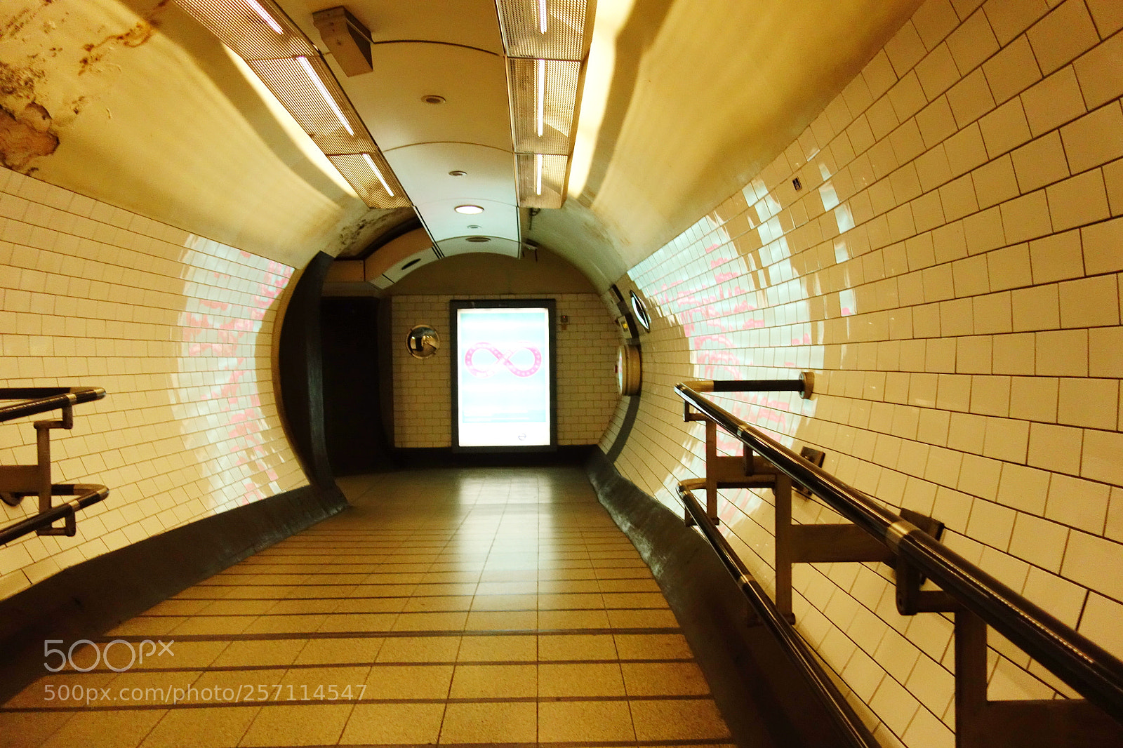Sony Cyber-shot DSC-RX100 sample photo. London underground photography
