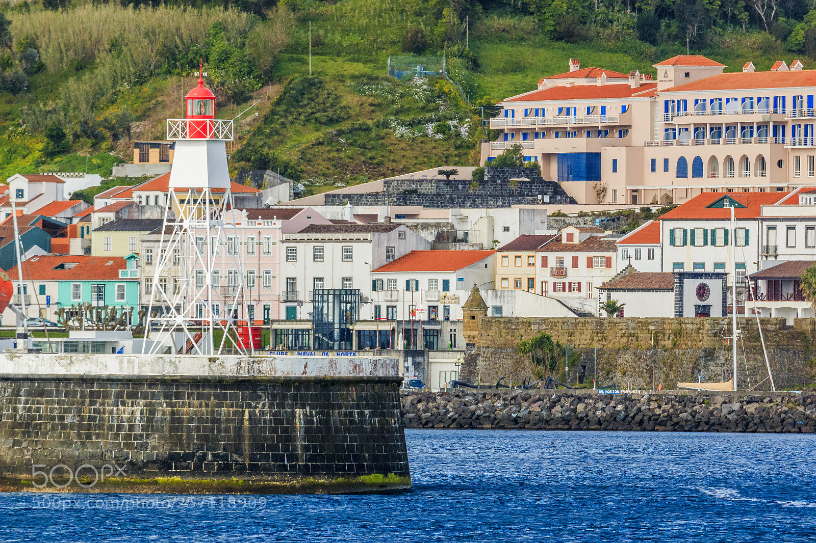 Canon EOS 70D sample photo. Açores-faial-horta harbor lighthouse photography
