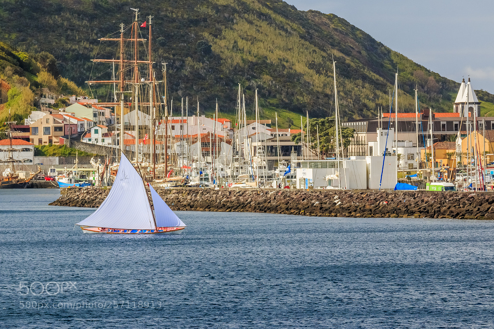 Canon EOS 70D sample photo. Açores-faial-horta harbor sailing photography