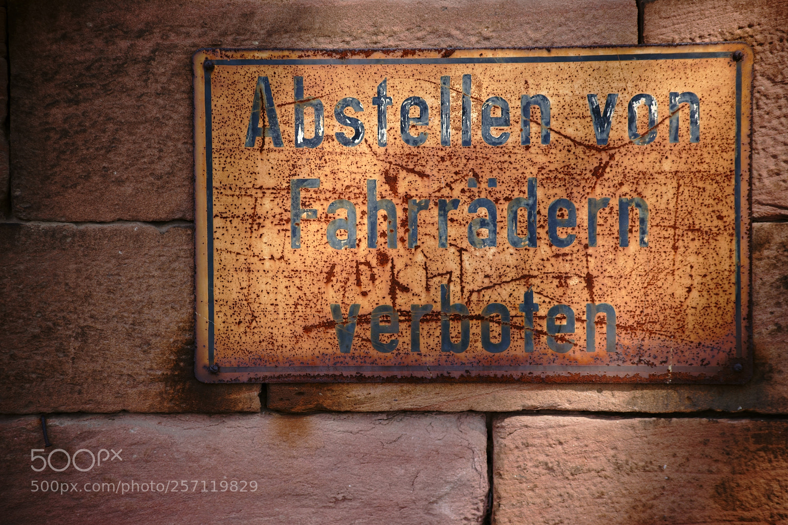 Sony a7 II sample photo. Old rusted information sign photography