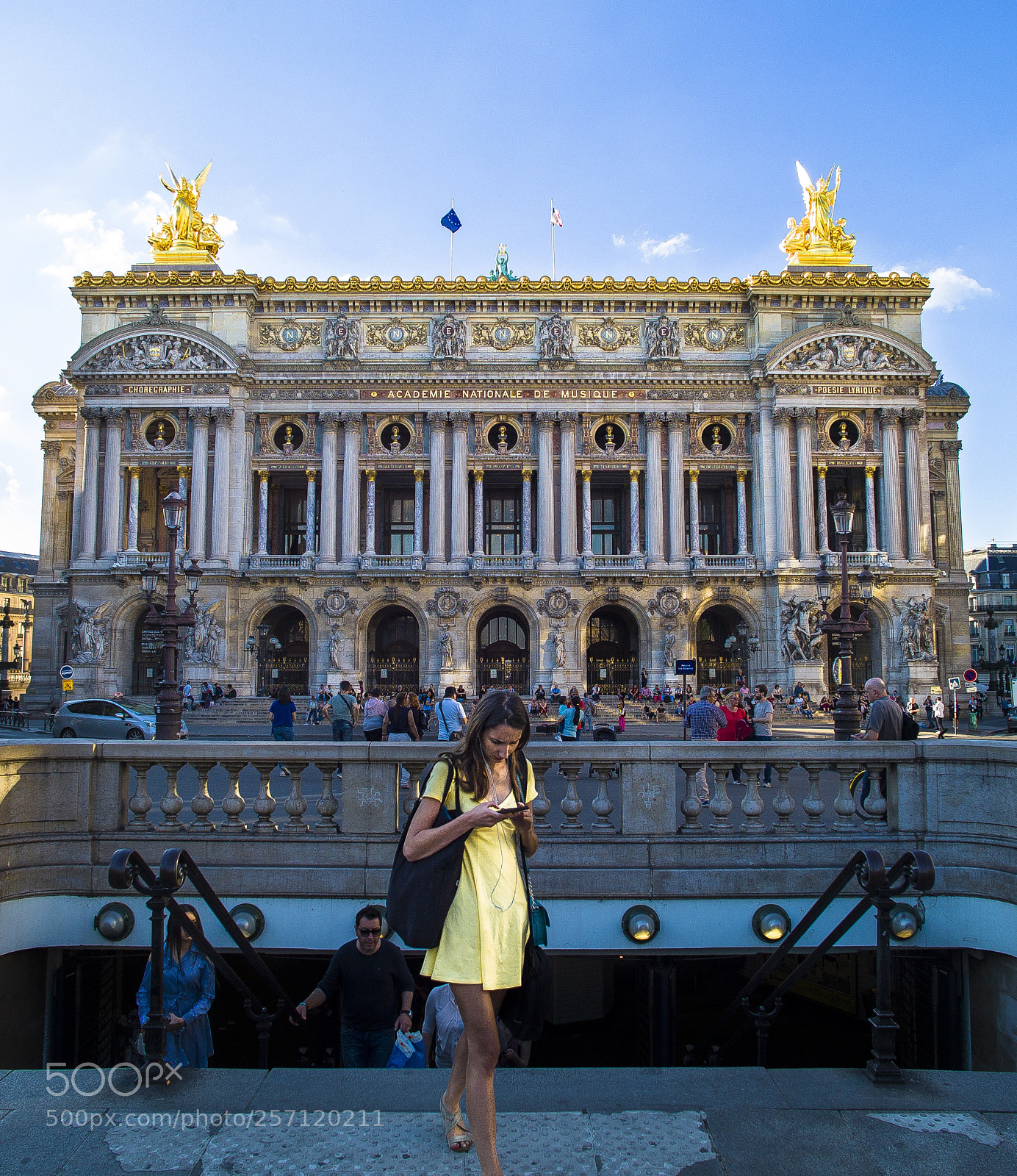 Leica M9 sample photo. Jeune fille en jaune photography