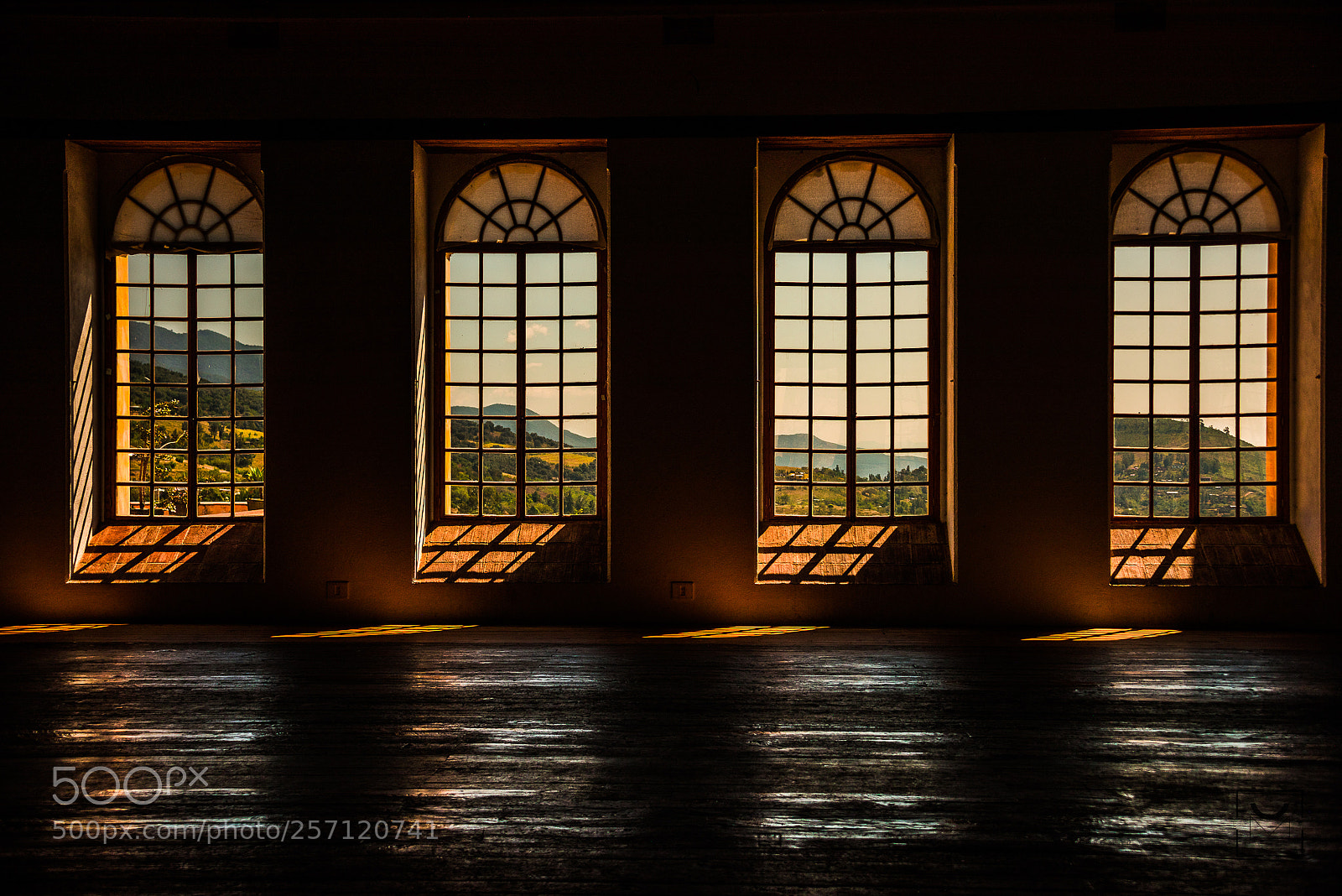 Nikon D810 sample photo. Ventanales de luz photography