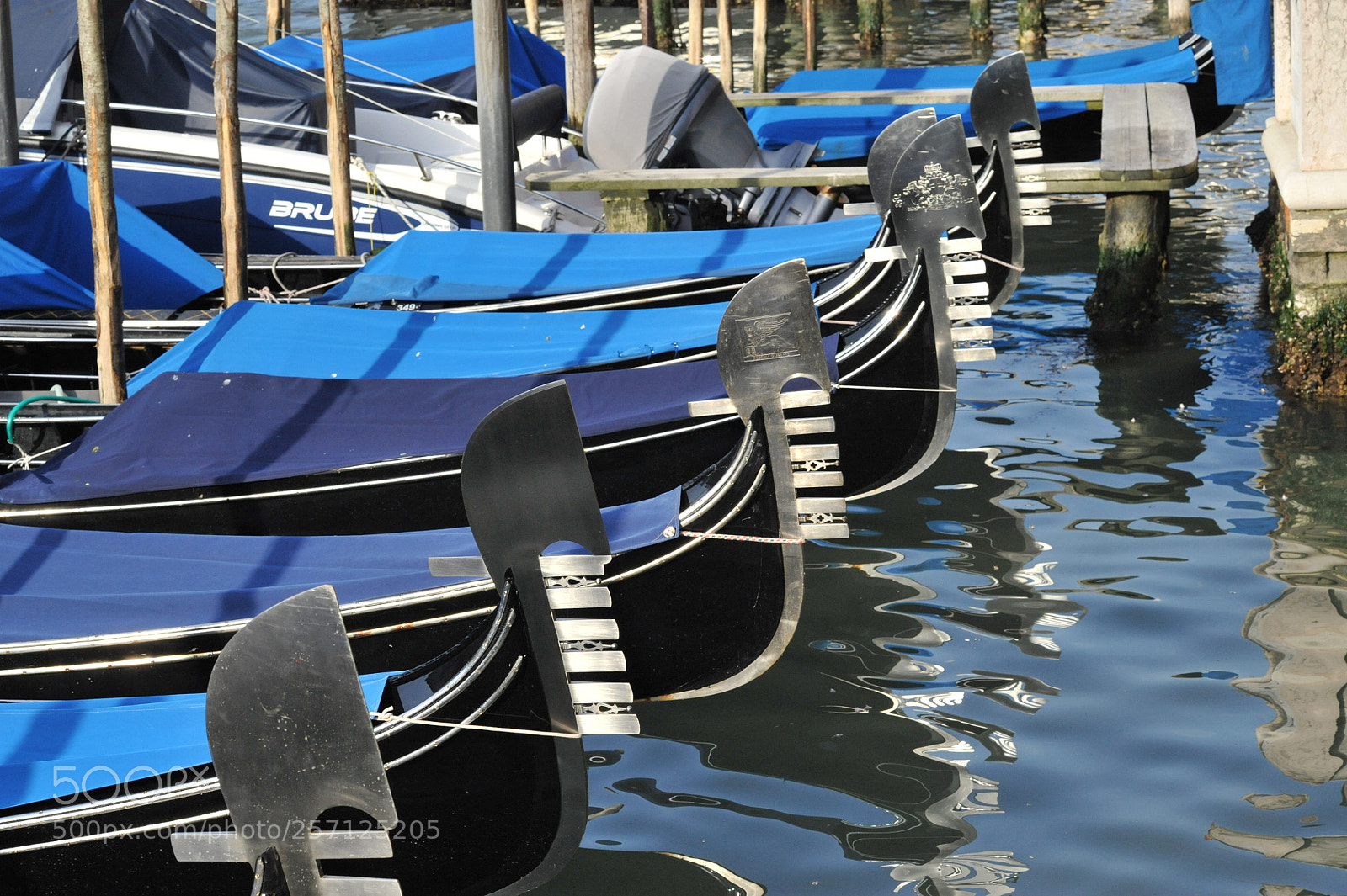 Nikon D700 sample photo. Gondolas photography