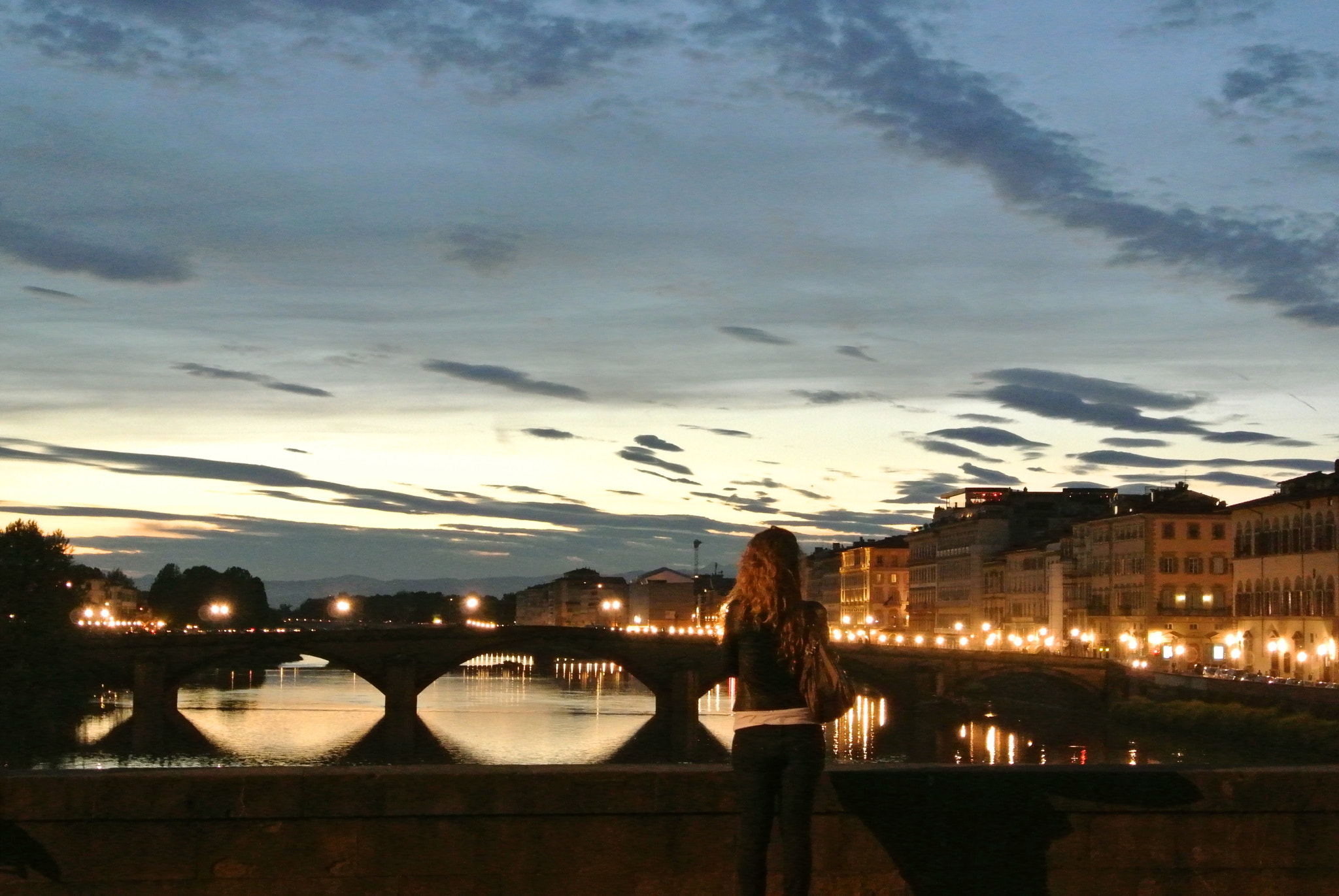 Nikon 1 J1 sample photo. Evening view on the arno - florence photography