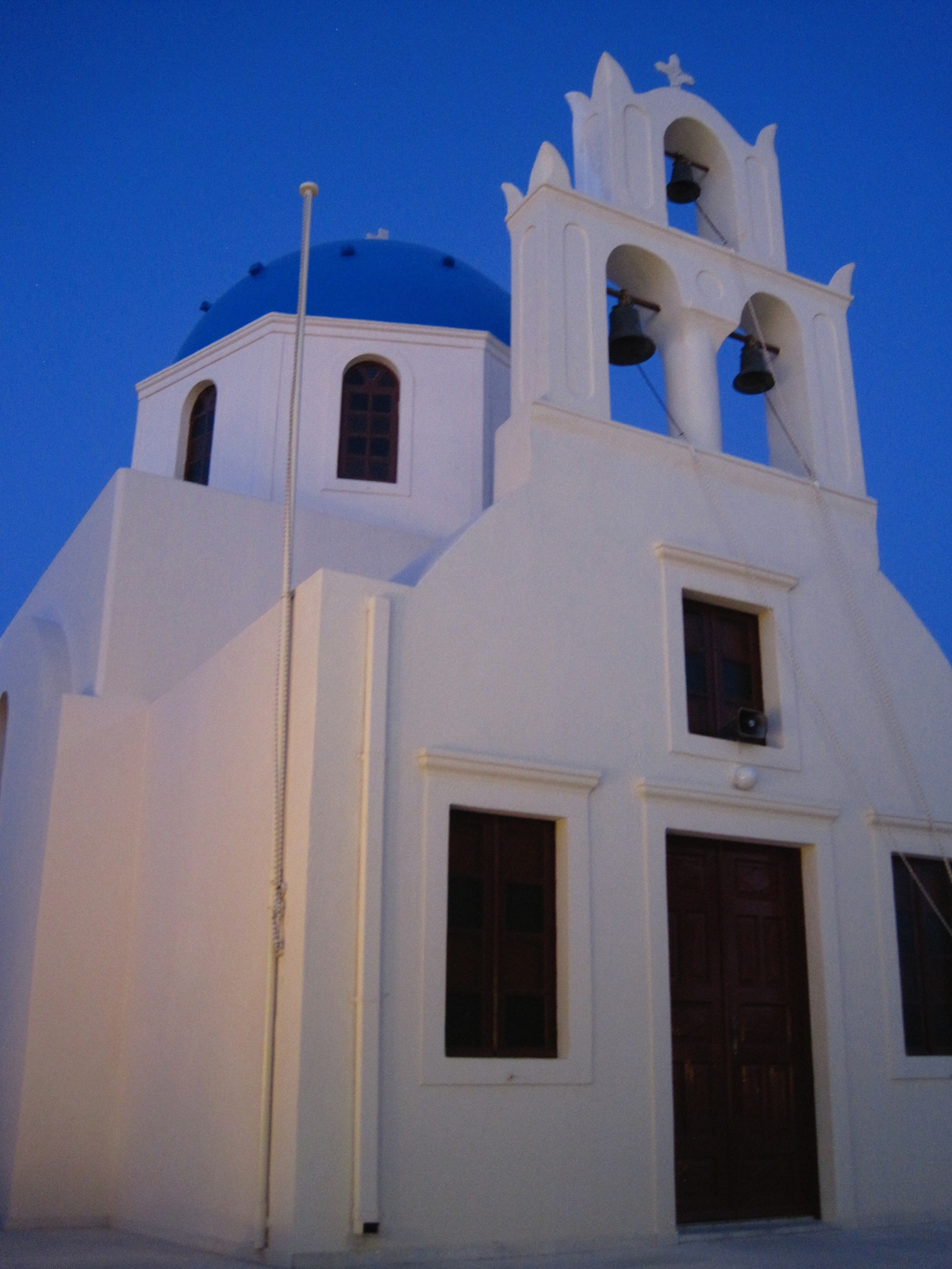 Canon PowerShot SD1200 IS (Digital IXUS 95 IS / IXY Digital 110 IS) sample photo. Santorini church photography