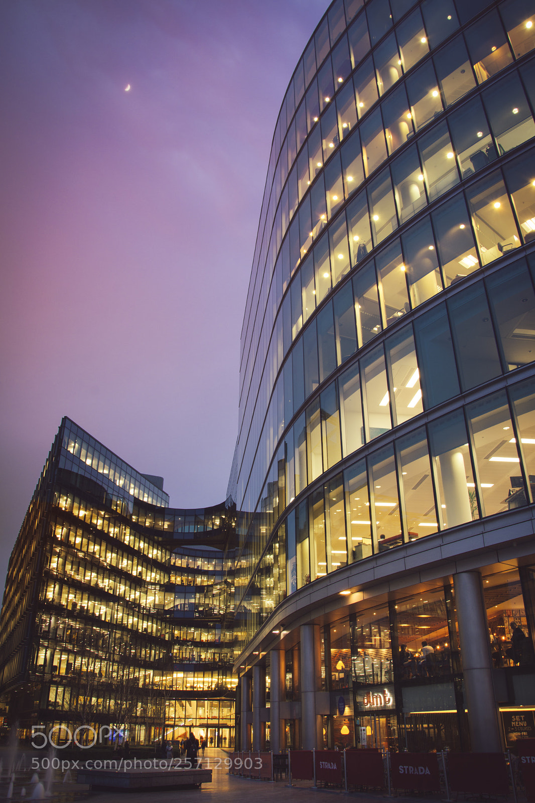 Nikon D7100 sample photo. Pwc london photography