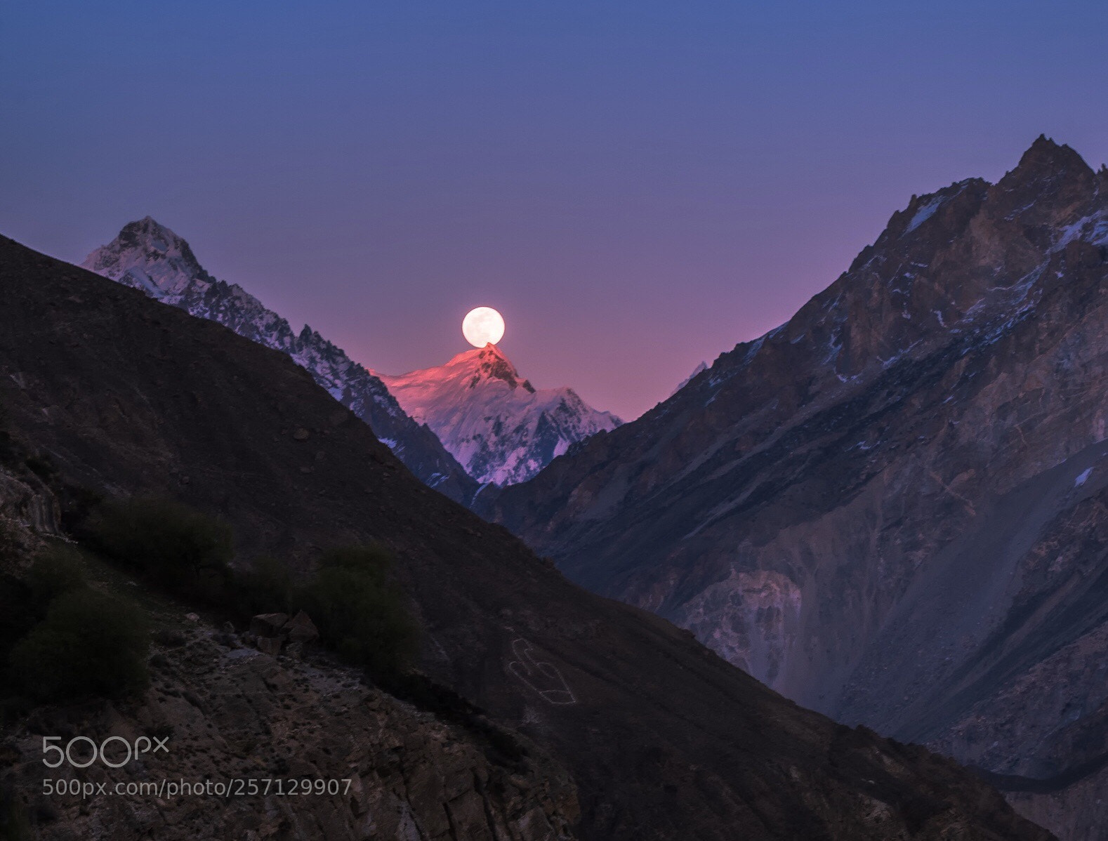 Nikon D750 sample photo. Magical moment, kirimabad, hunza photography
