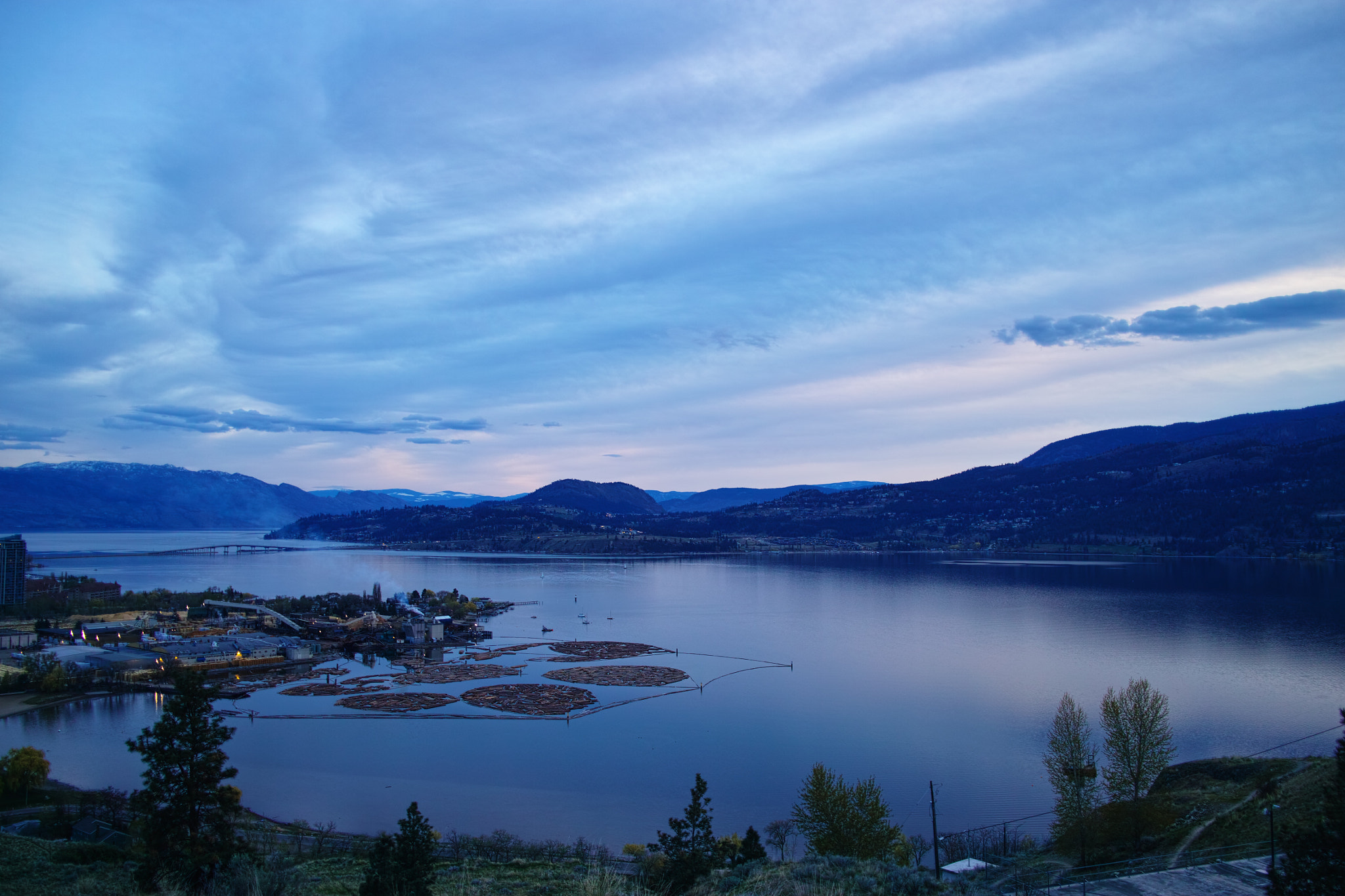 Sigma DP1 Merrill sample photo. Twilight lake view photography