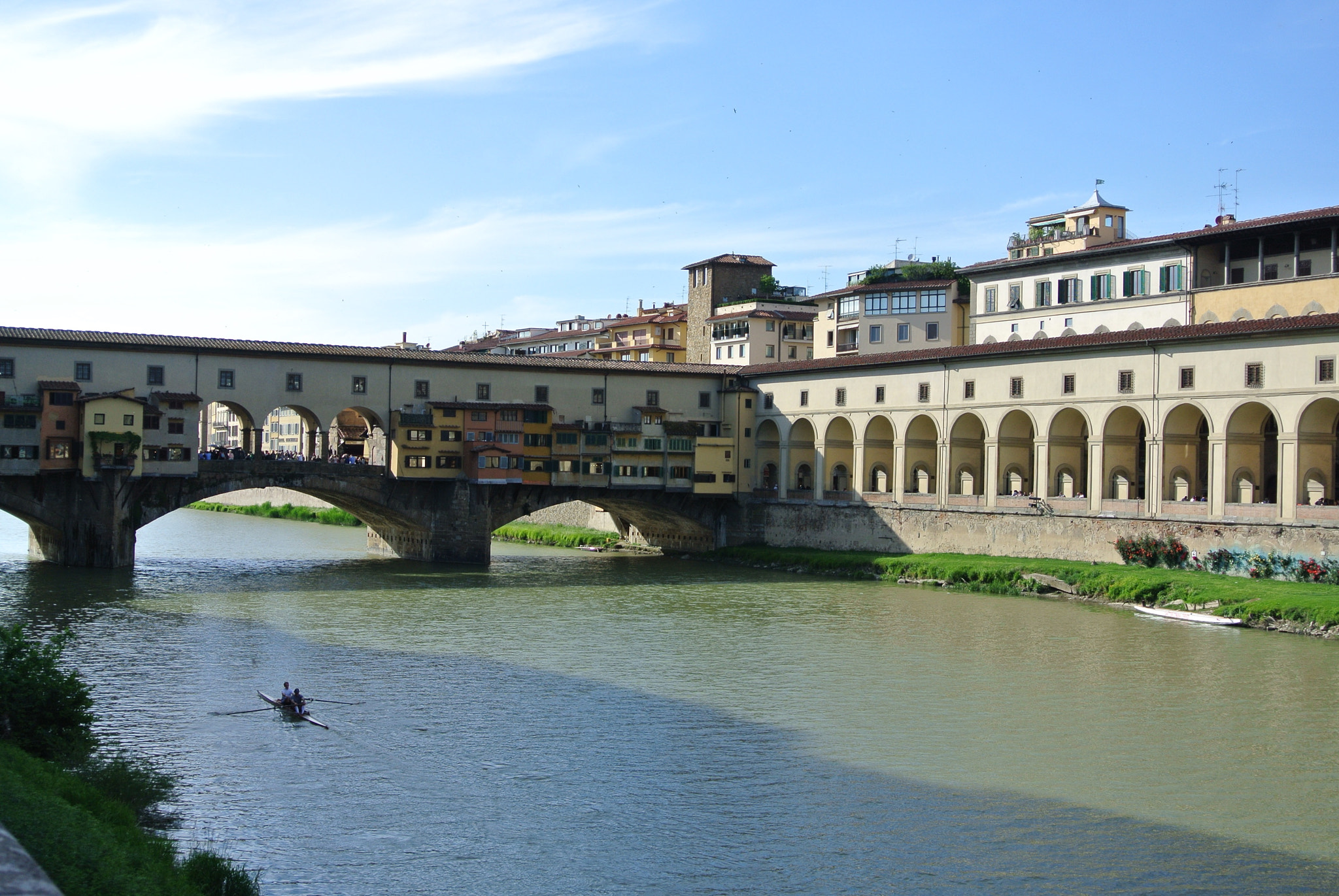 Nikon 1 J1 sample photo. Arno river photography