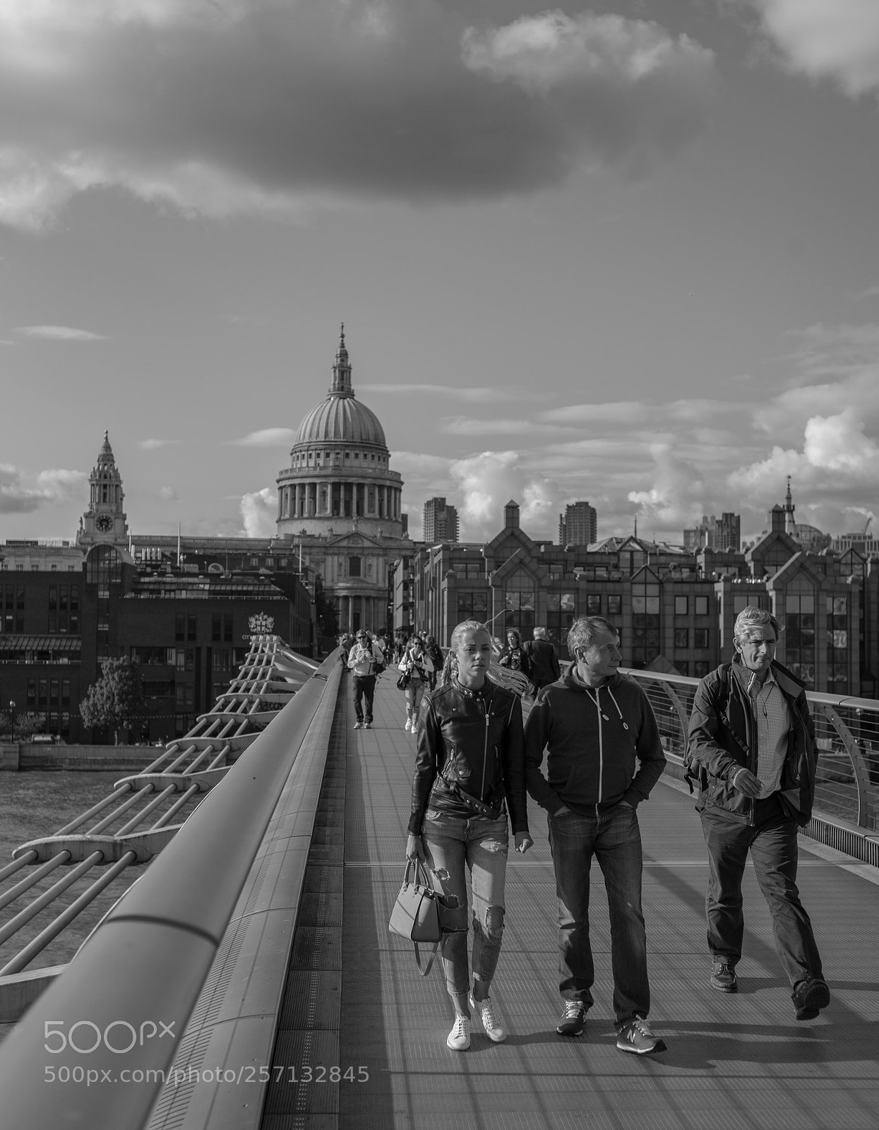 Leica M (Typ 240) sample photo. Millenium bridge london st photography