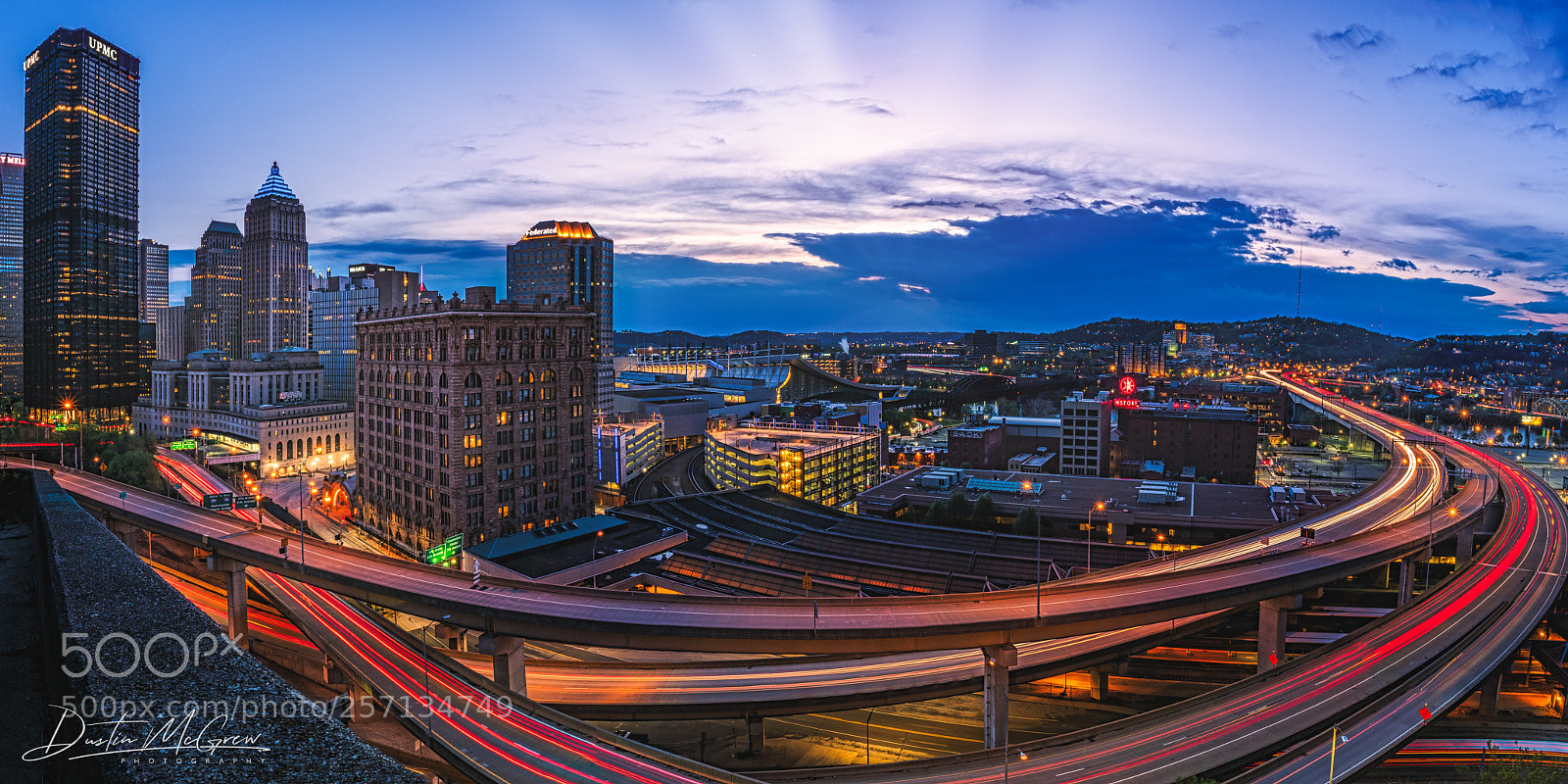 Olympus OM-D E-M1 Mark II sample photo. Pittsburgh light trail panorama photography