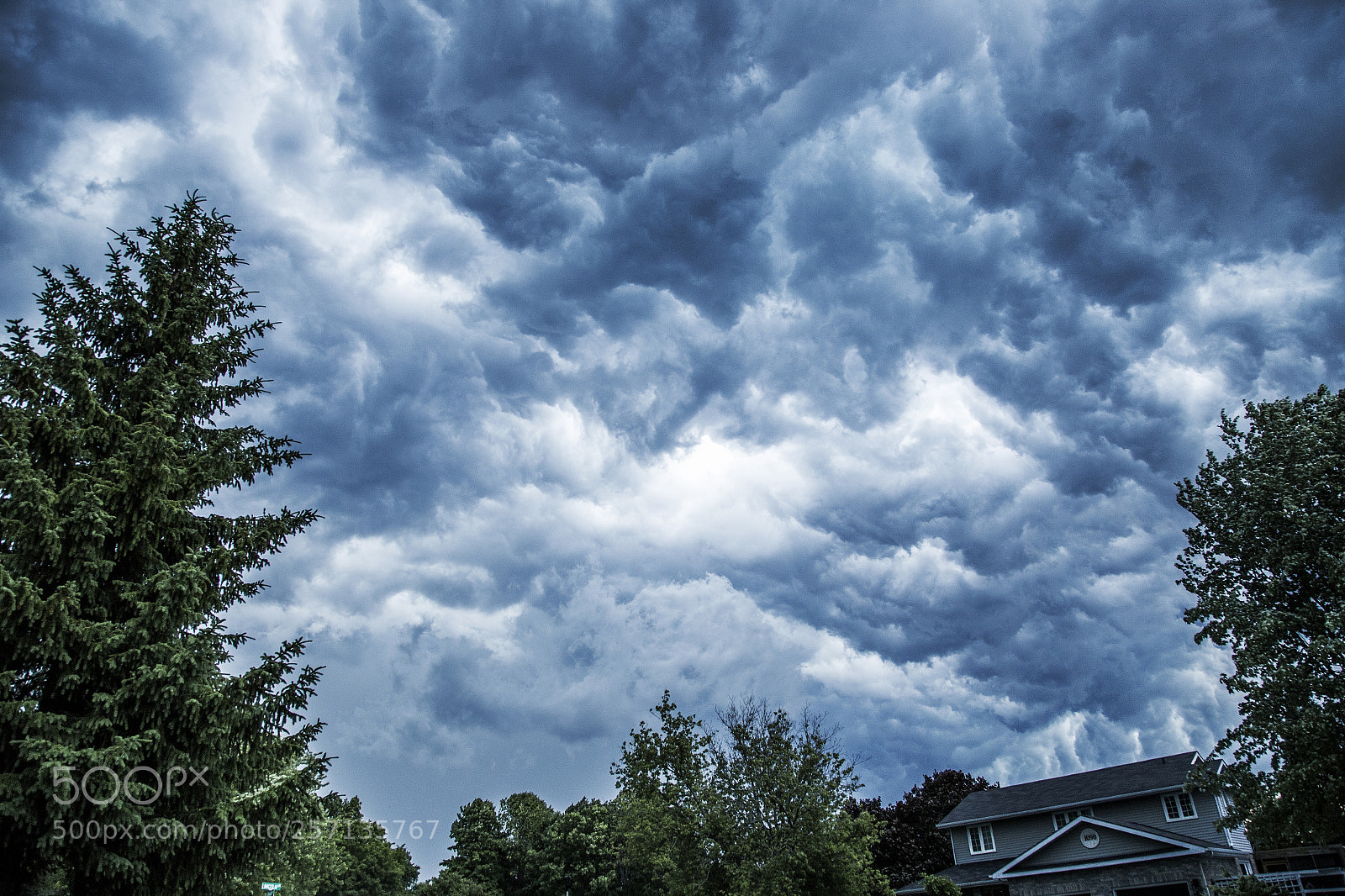 Canon EOS 6D sample photo. Tornado watch photography