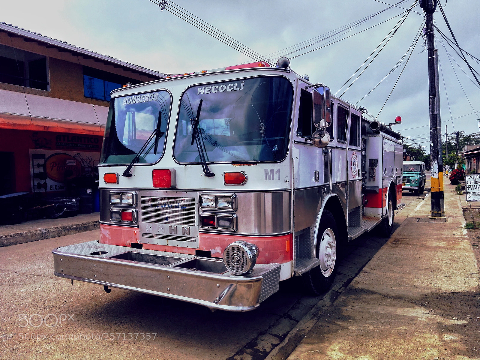 HUAWEI P8 Lite sample photo. Truck photography