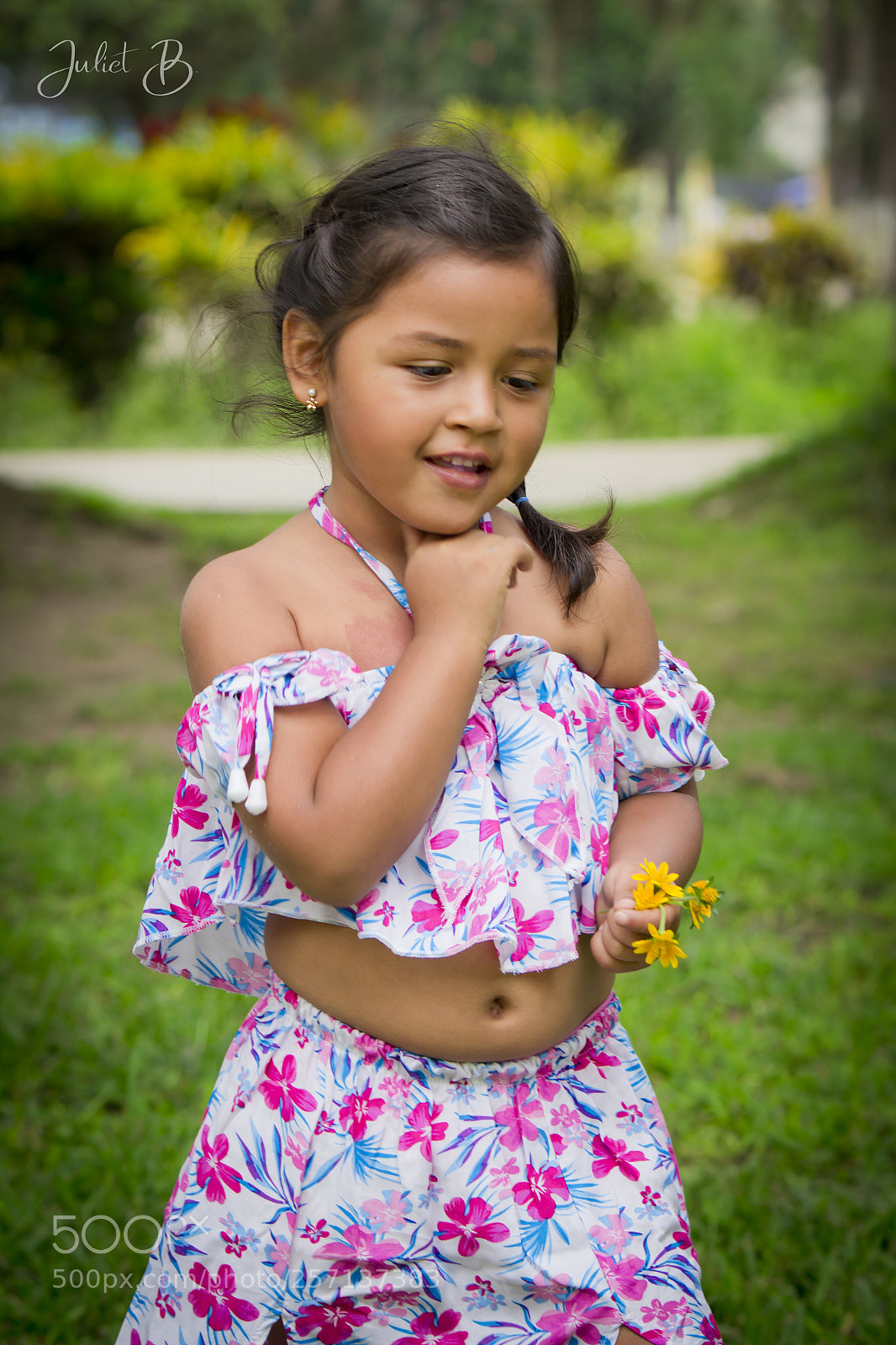 Canon EOS 600D (Rebel EOS T3i / EOS Kiss X5) sample photo. Camila photography
