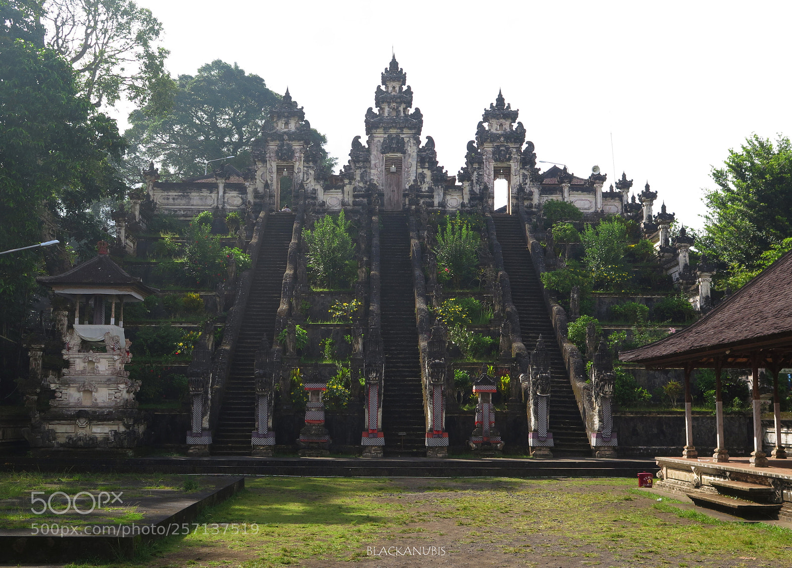 Canon PowerShot G16 sample photo. Steps to god photography
