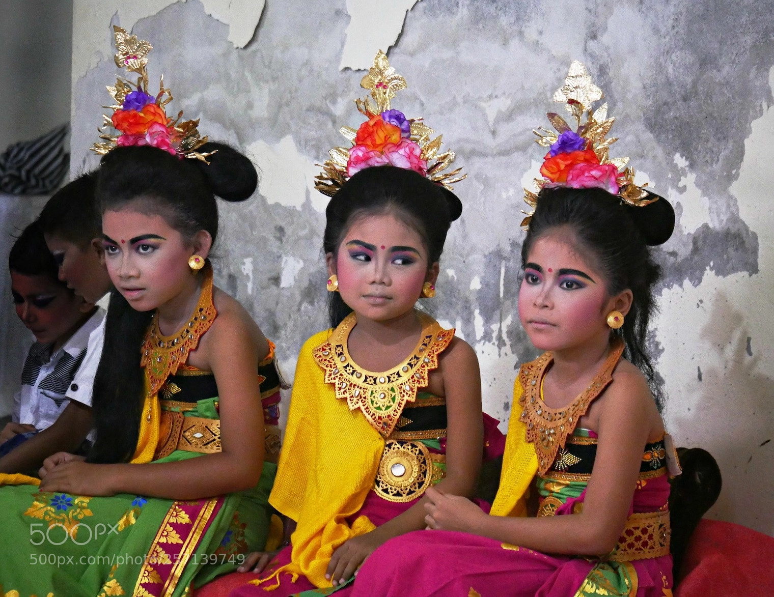 Panasonic Lumix DMC-GH4 sample photo. Dancing girls / ubud / bali photography