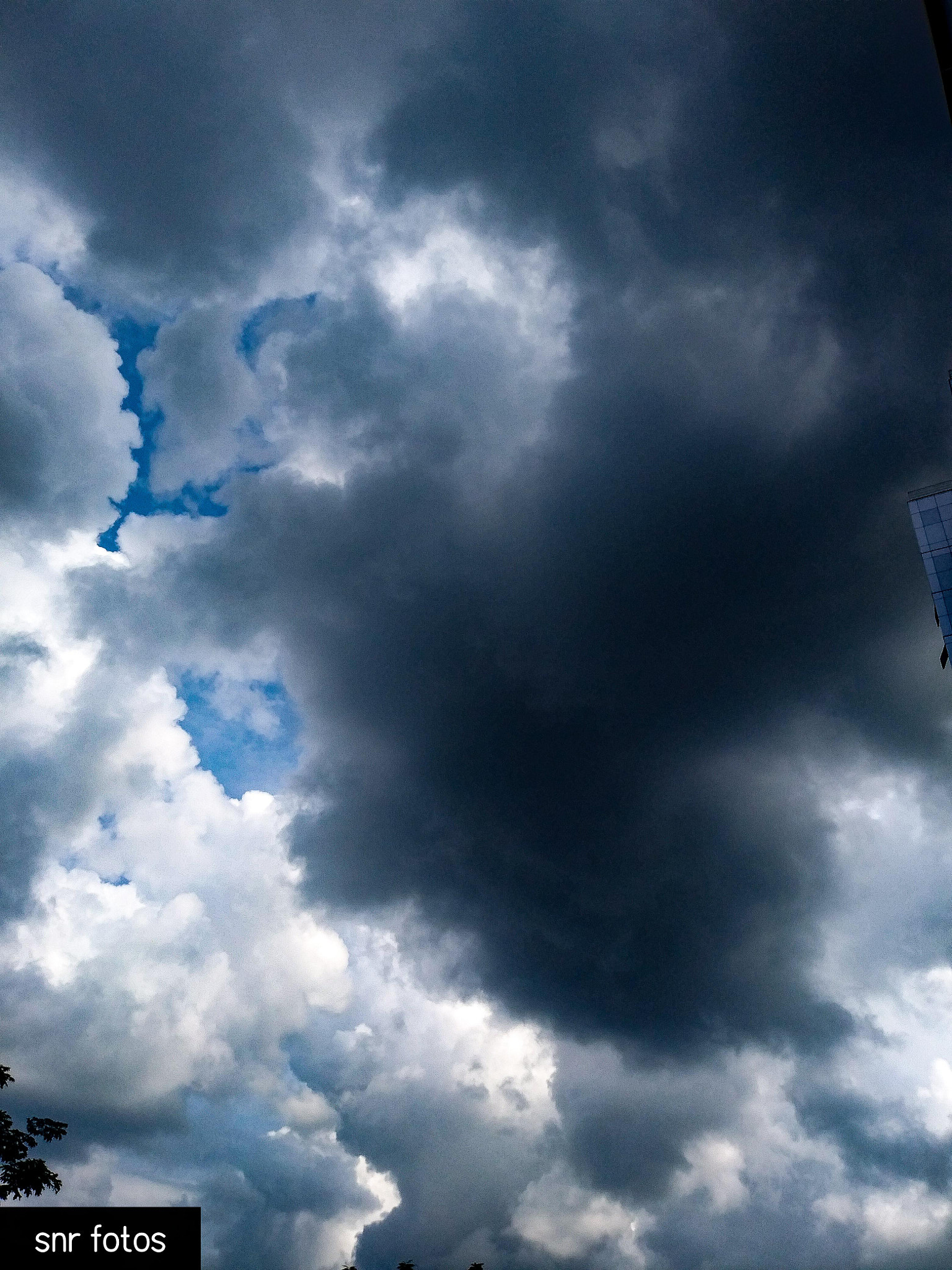 LG Q6 sample photo. Rain clouds photography