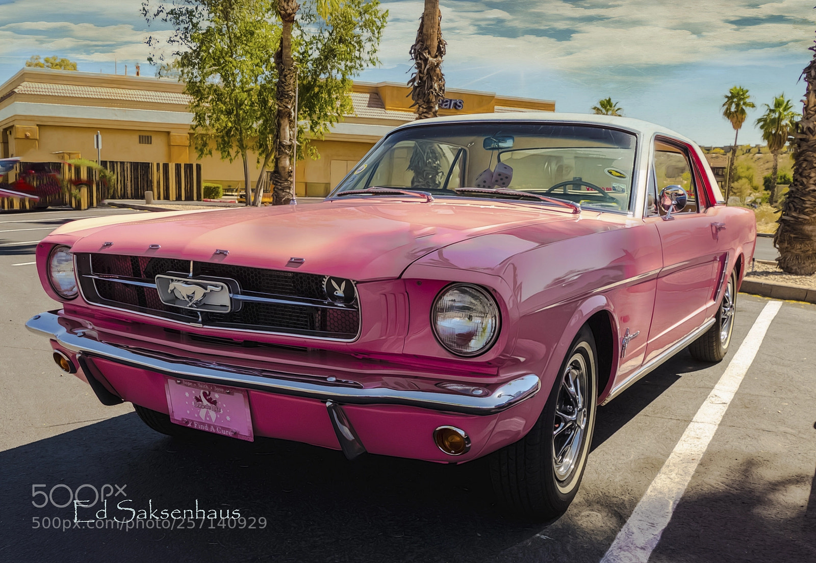 Panasonic Lumix DMC-FZ1000 sample photo. Pink ford mustang photography