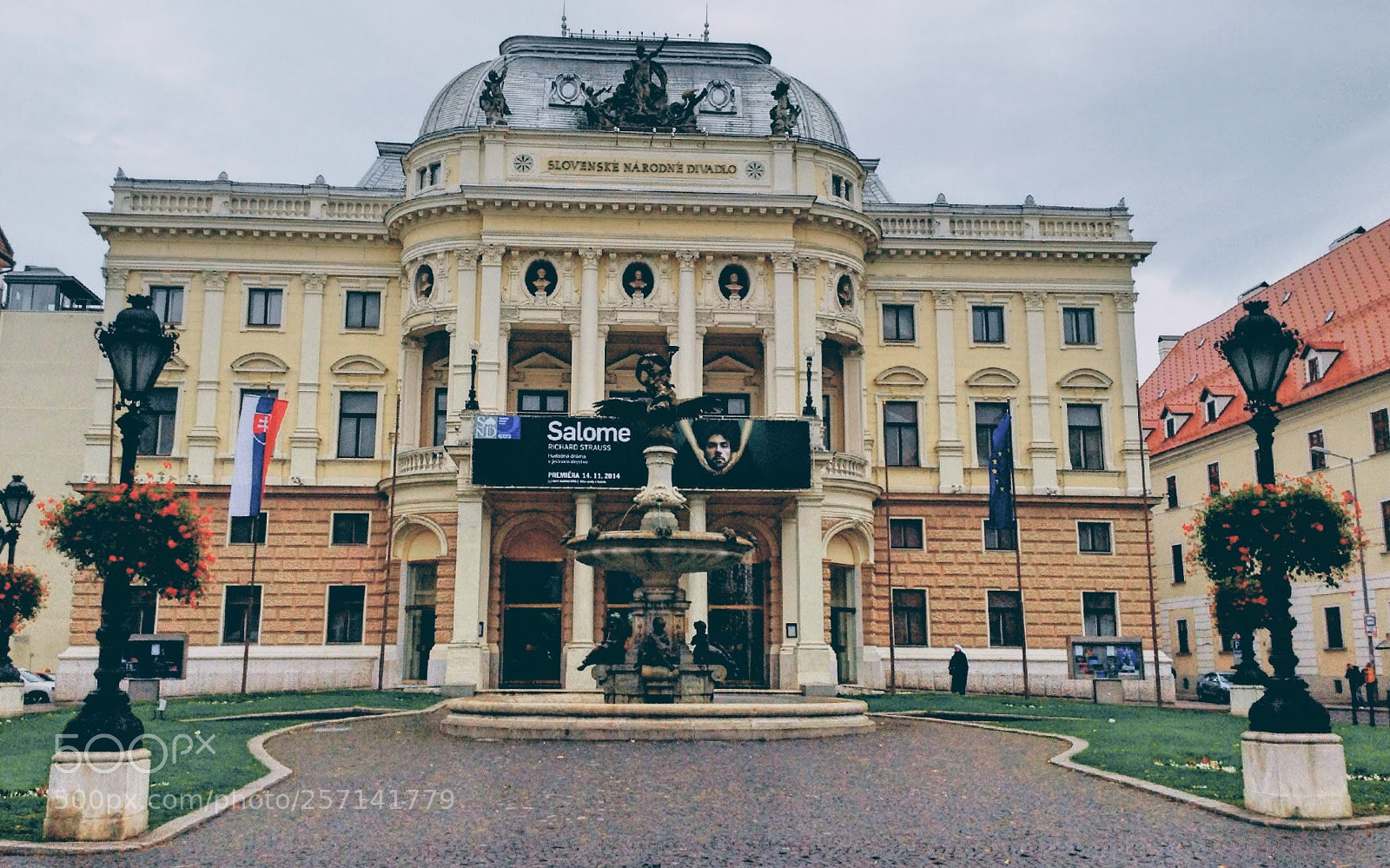 Apple iPod touch sample photo. Slovak national theater | slovakia   photography