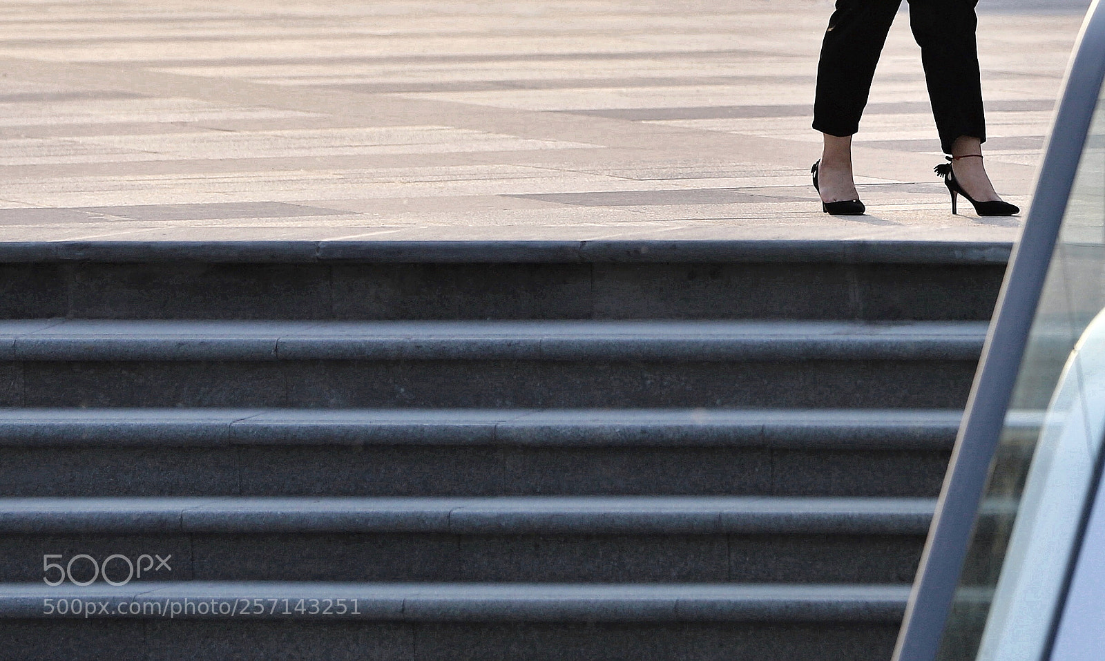 Canon EOS 6D Mark II sample photo. 台阶之上 photography