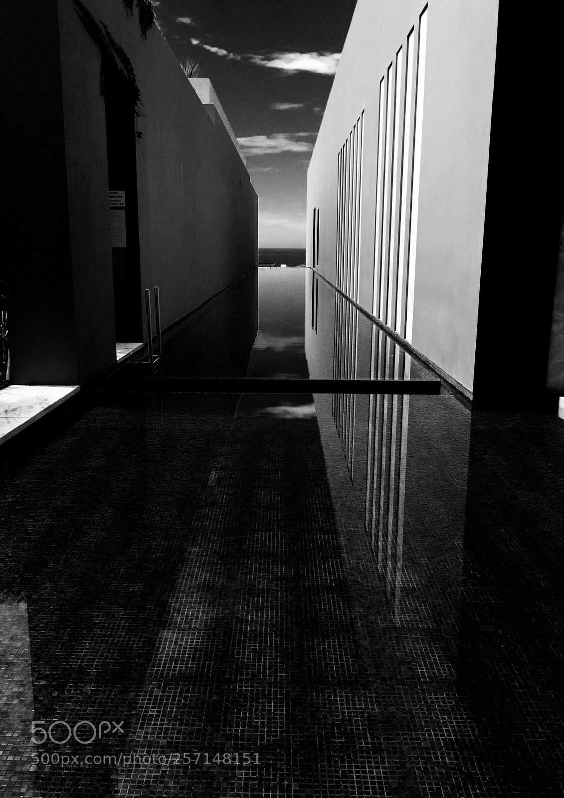 Apple iPhone 6 sample photo. Infinity water and sky photography