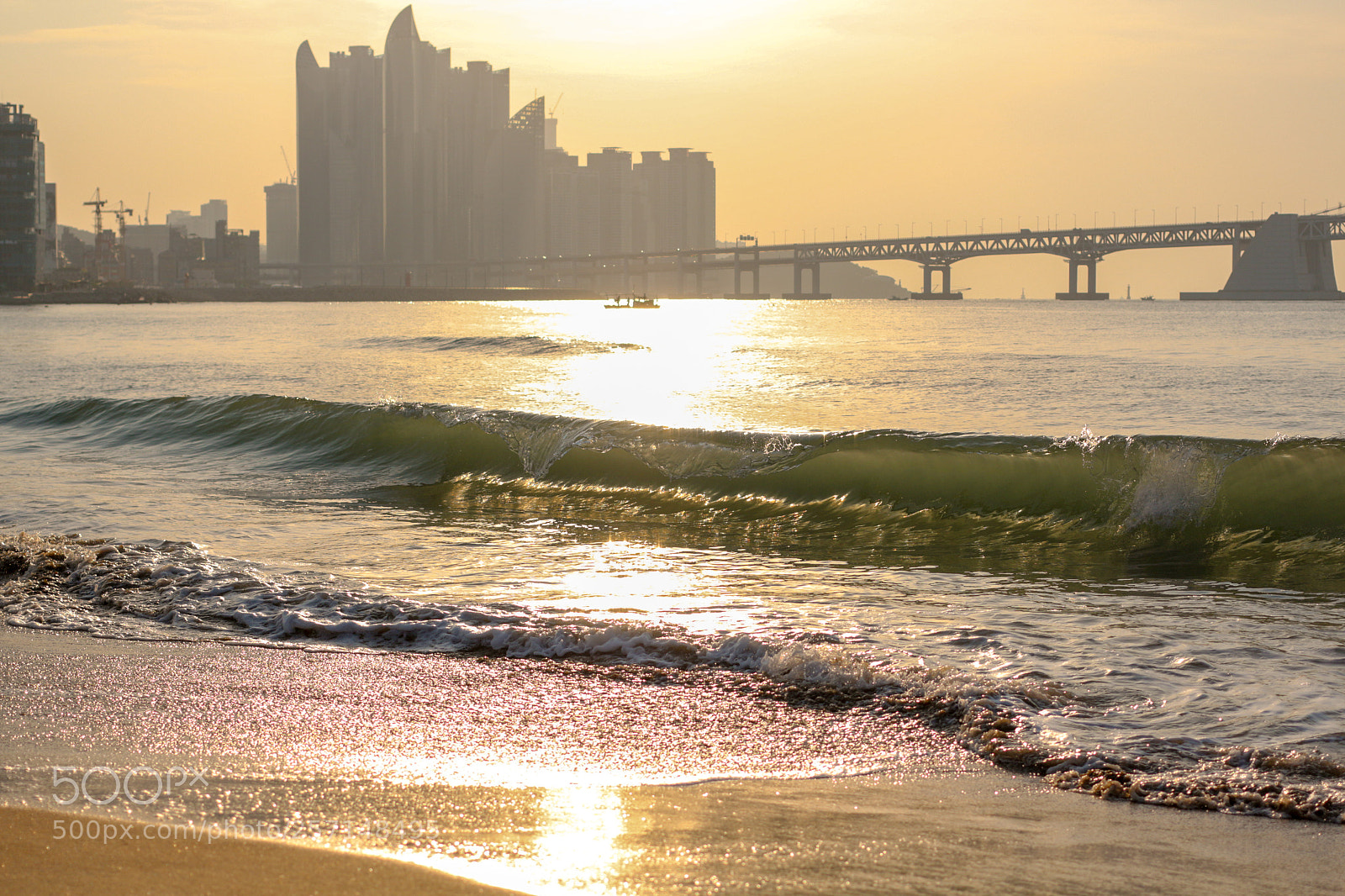 Canon EOS 650D (EOS Rebel T4i / EOS Kiss X6i) sample photo. Morning beach walk photography