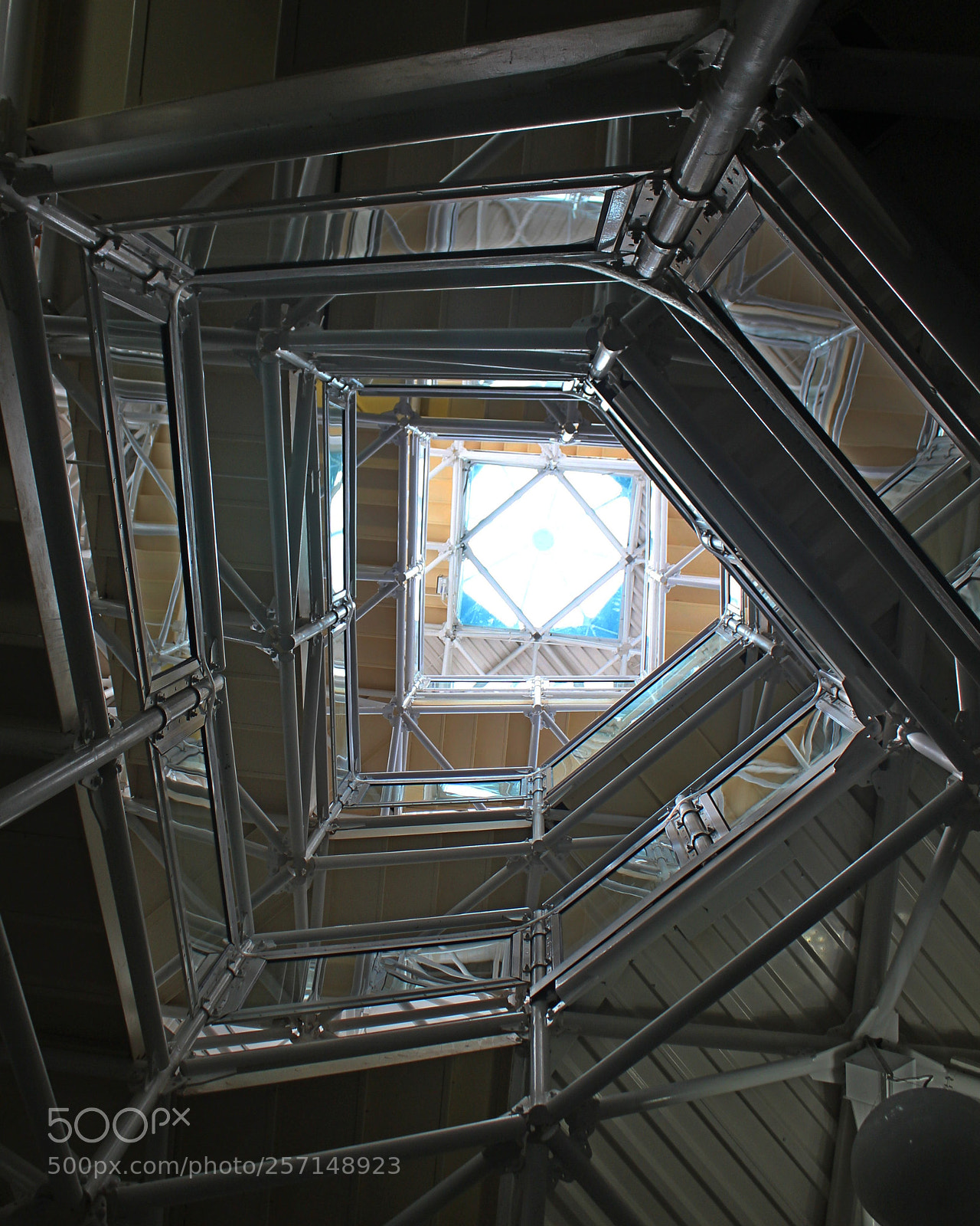 Canon EOS 1200D (EOS Rebel T5 / EOS Kiss X70 / EOS Hi) sample photo. Biosphere 2 stairway photography