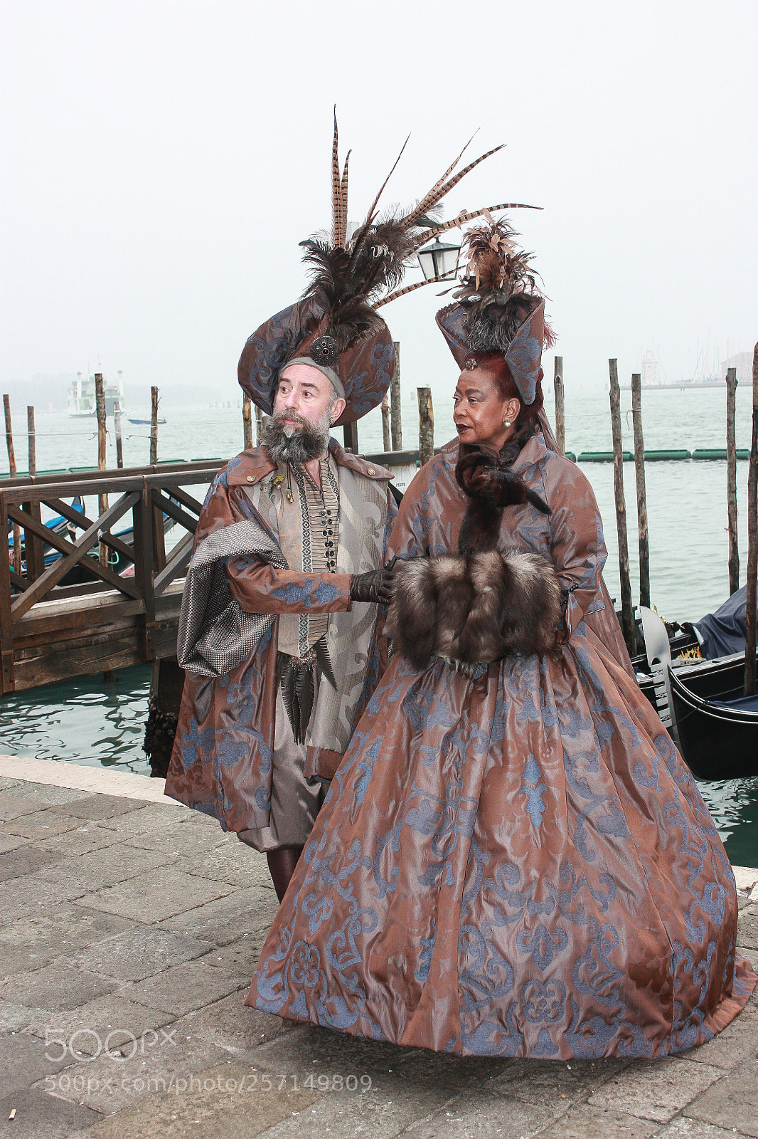 Canon EOS 450D (EOS Rebel XSi / EOS Kiss X2) sample photo. Carnaval de venise photography